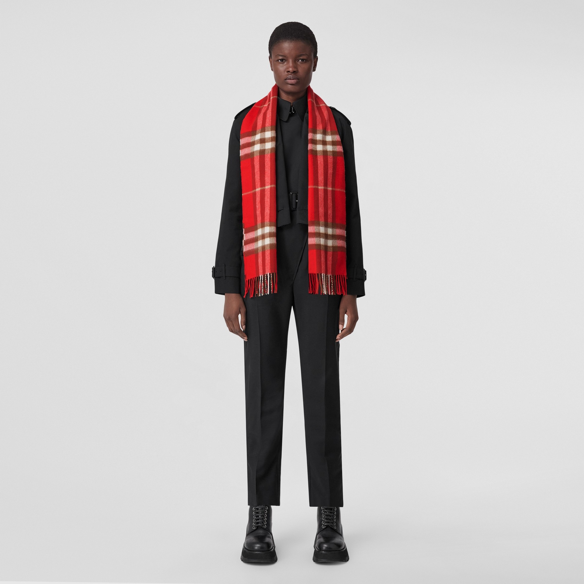 The Classic Check Cashmere Scarf - 6