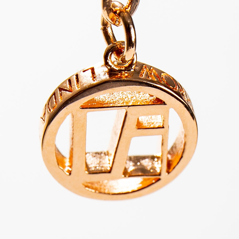 LINDA FARROW 1 C1 FINE CHAIN 1