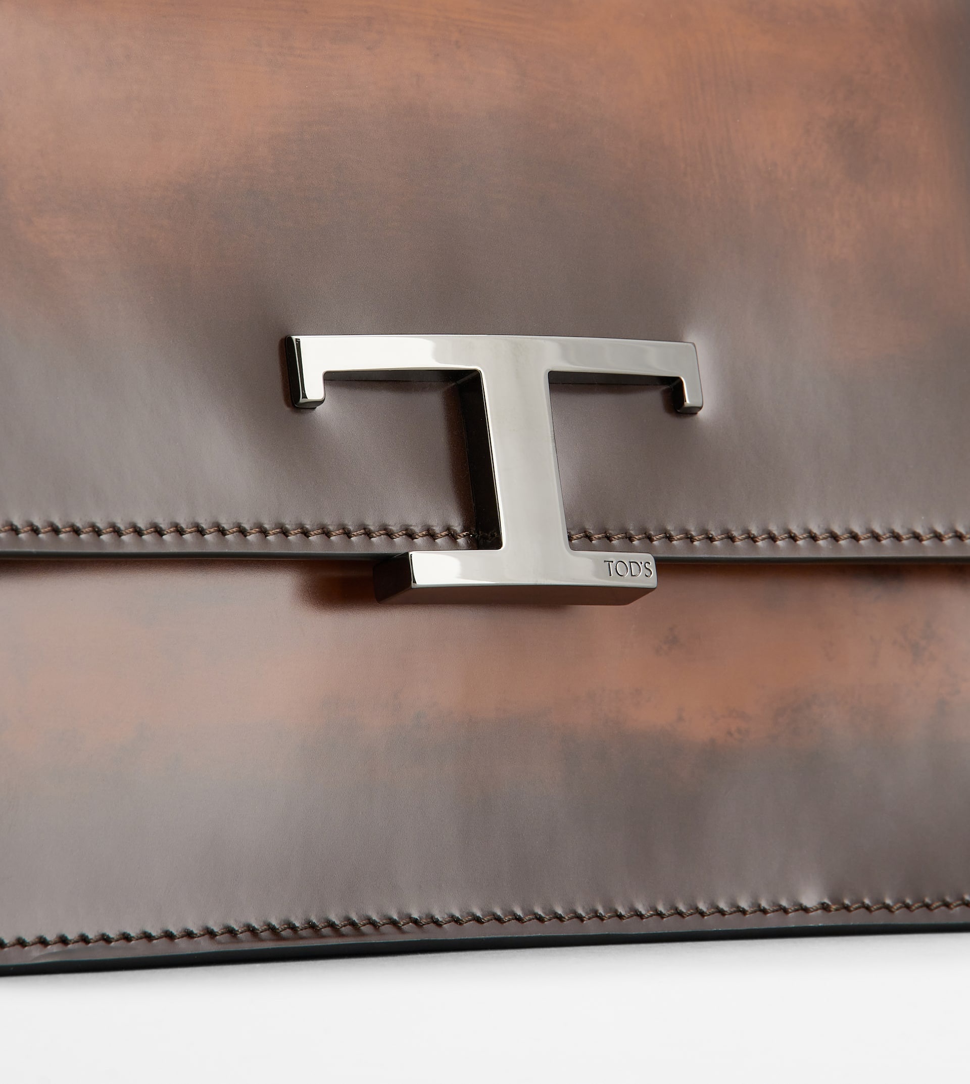T TIMELESS SHOULDER BAG IN LEATHER MINI - BROWN - 7