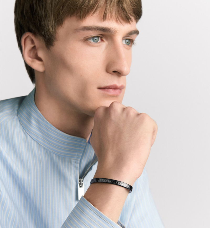 Dior Cannage Bangle Set outlook