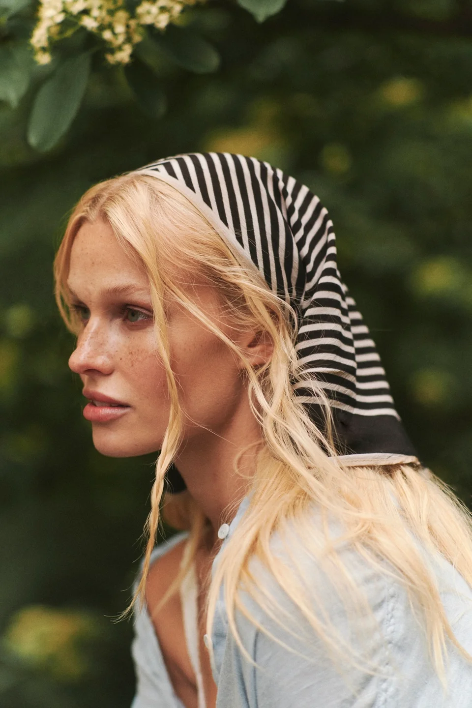 Essential Triangle Bandana - 1