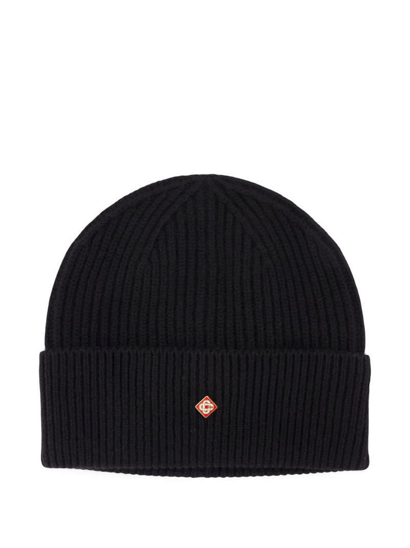 ribbed-knit logo-plaque beanie hat 1