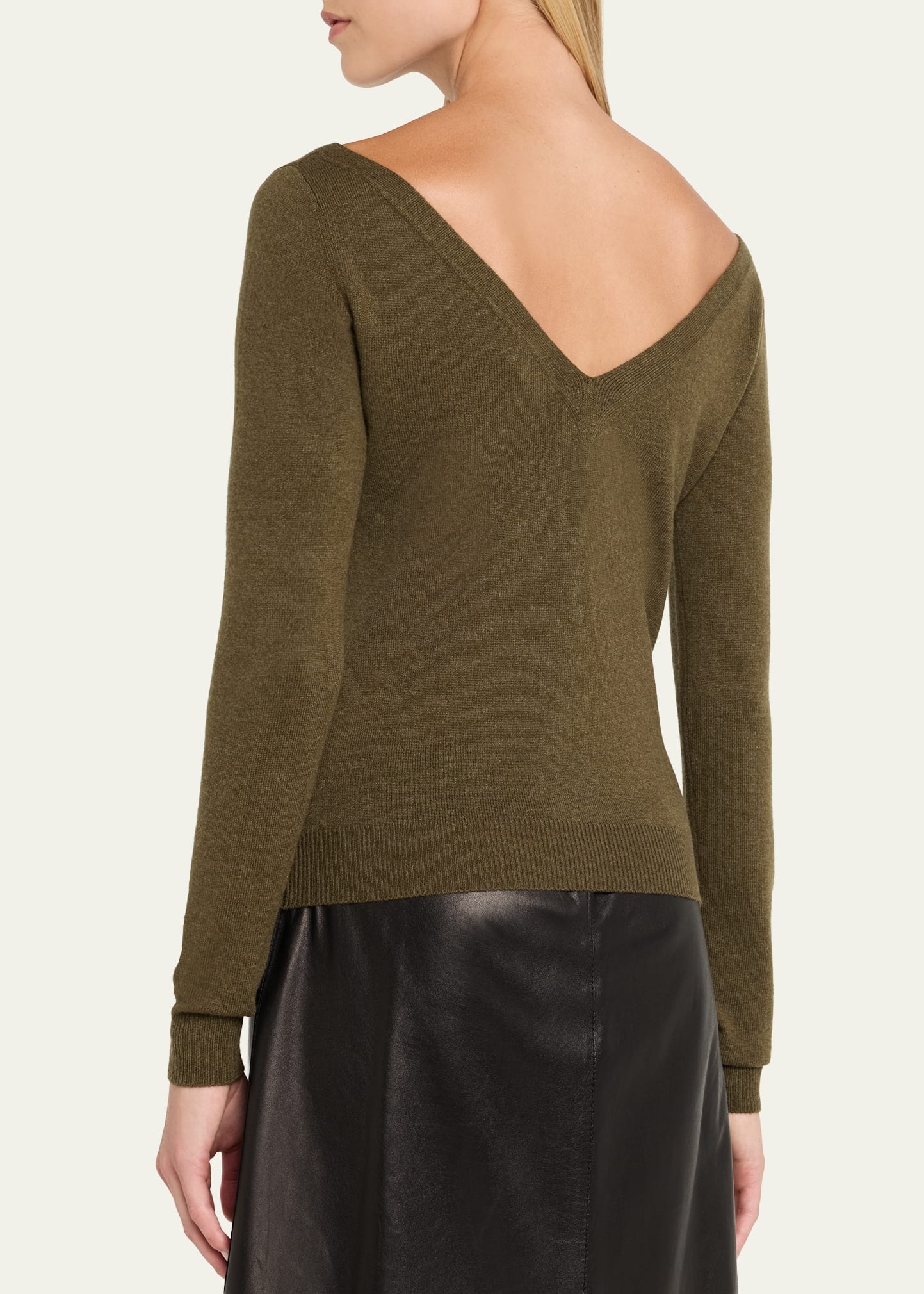 V-Neck Cashmere Sweater - 3