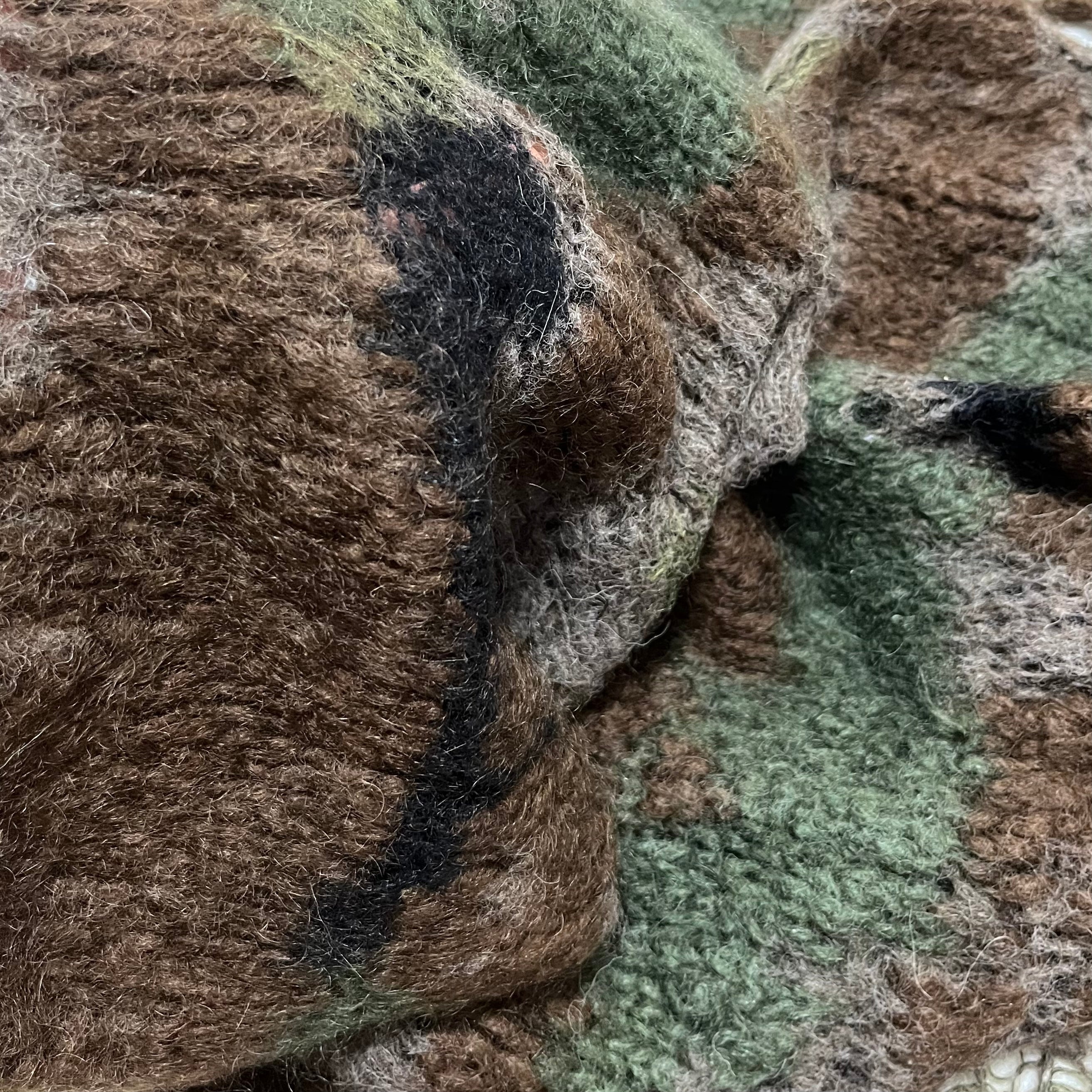 JUNYA WATANABE Fall Winter 2006 Fringed Distressed Military Camouflage Knit Scarf - 3
