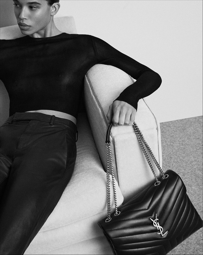 SAINT LAURENT LOULOU MEDIUM IN QUILTED LEATHER outlook