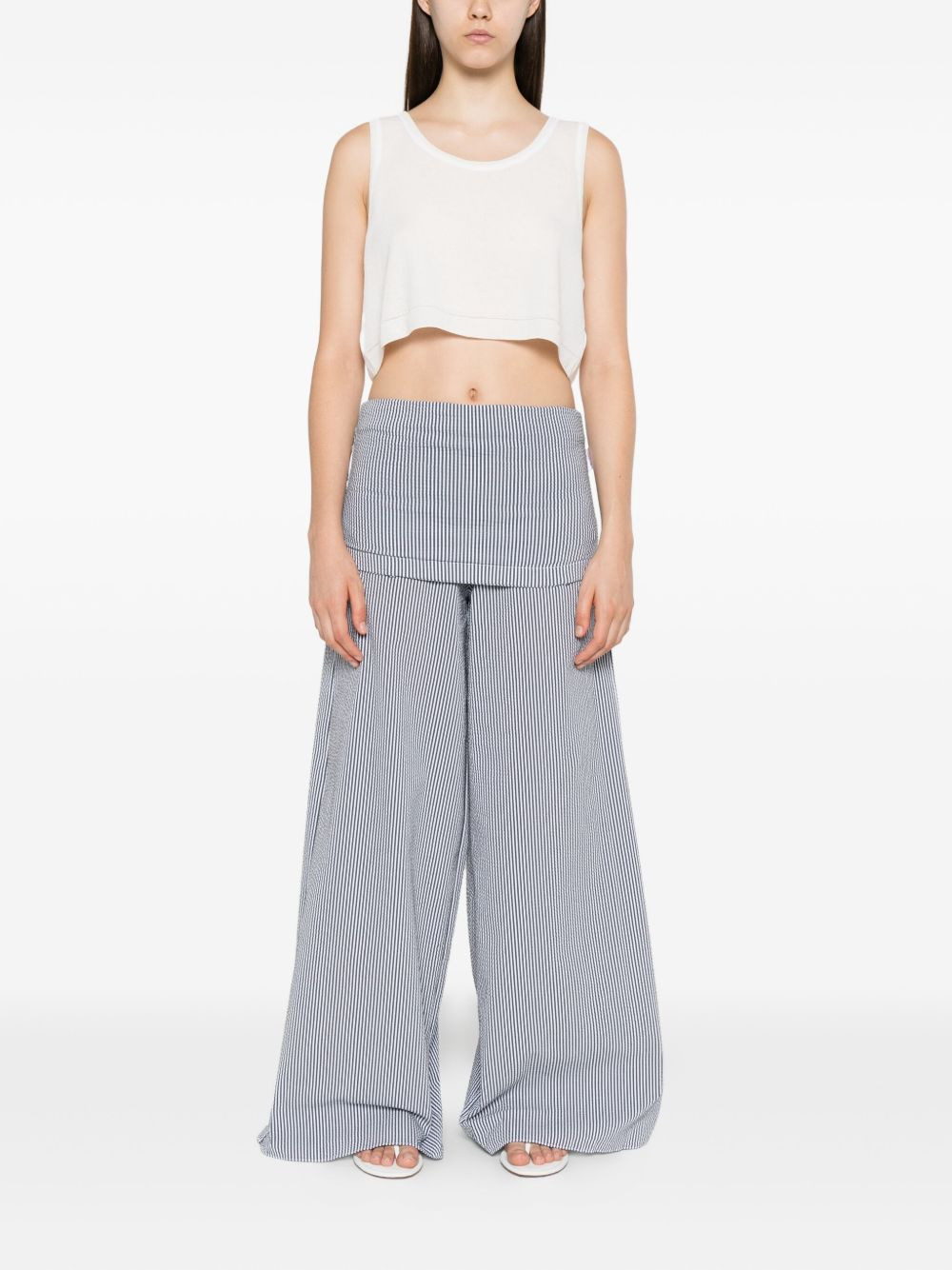 sleeveless cropped top - 2