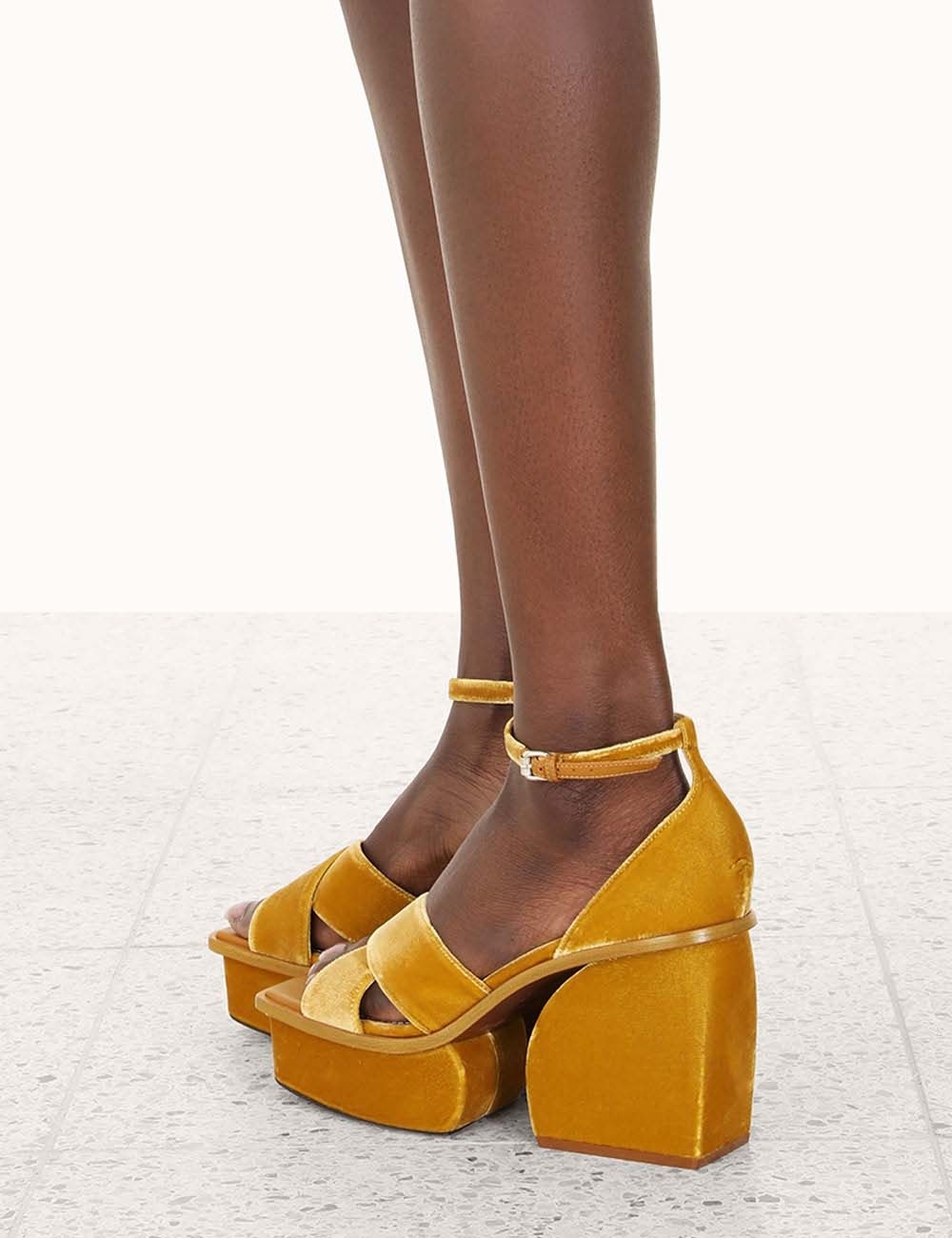 VELVET PLATFORM SANDAL - 4