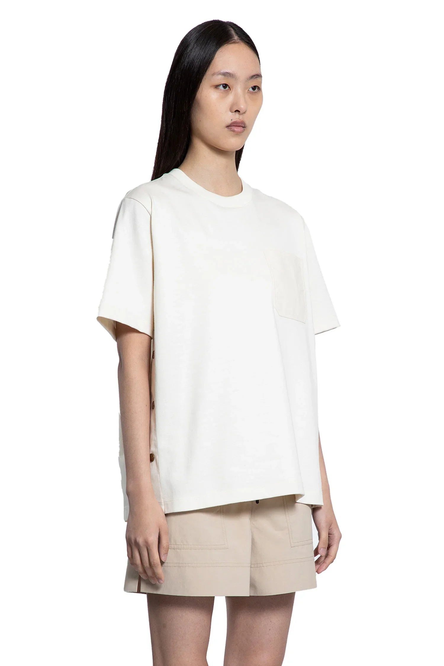 Cotton-T-Shirt-With-Pocket - 2