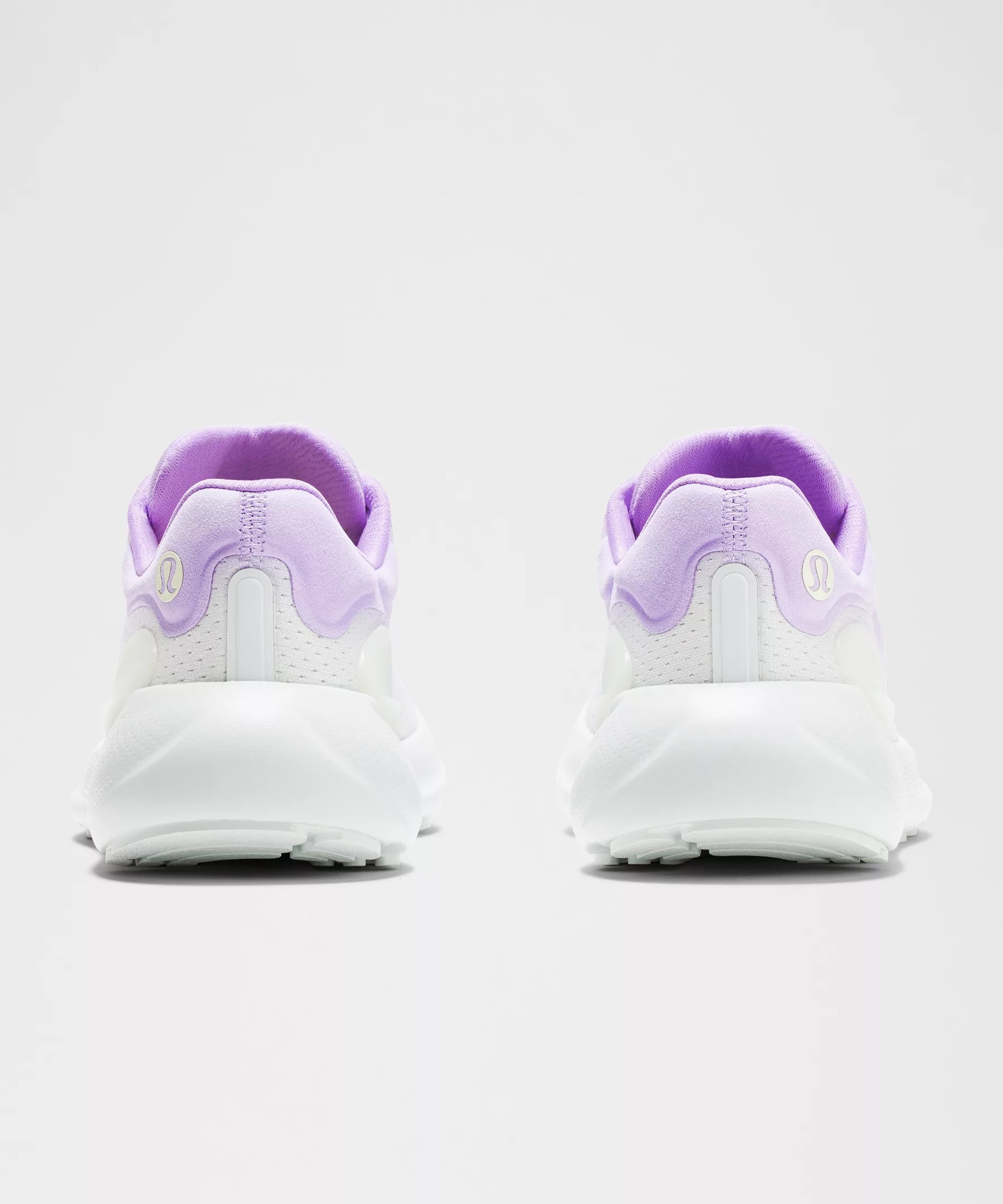 Women's Beyondfeel Running Shoe - 6