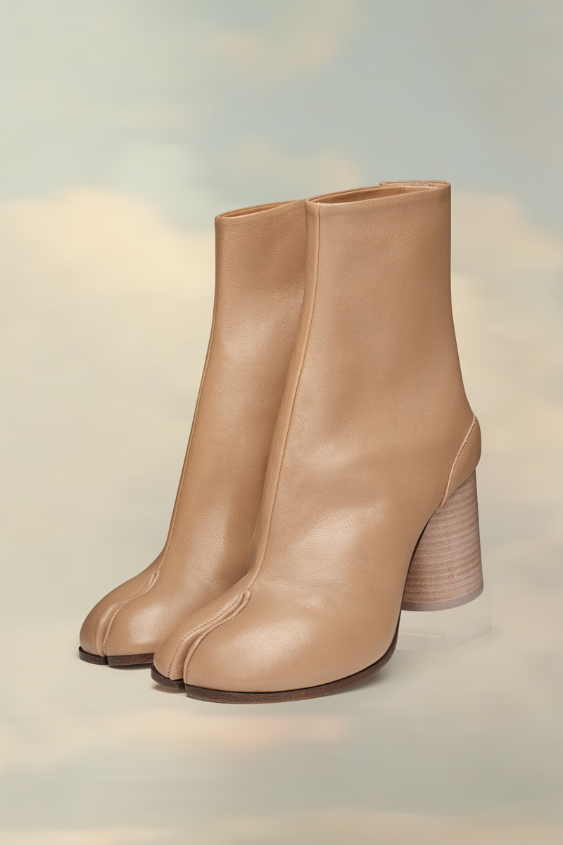 Maison Margiela Tabi ankle boots outlook