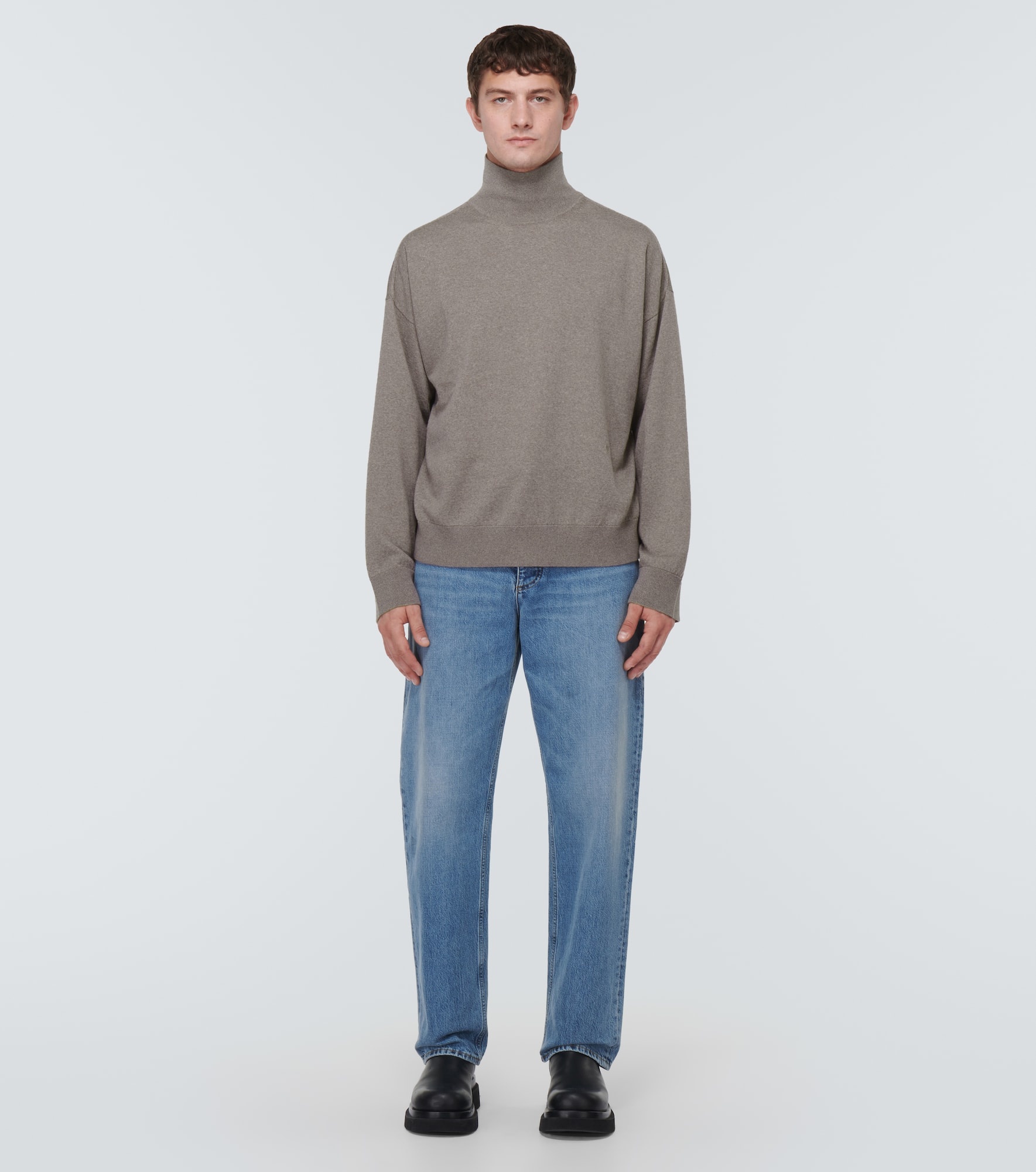 Wool turtleneck sweater - 2