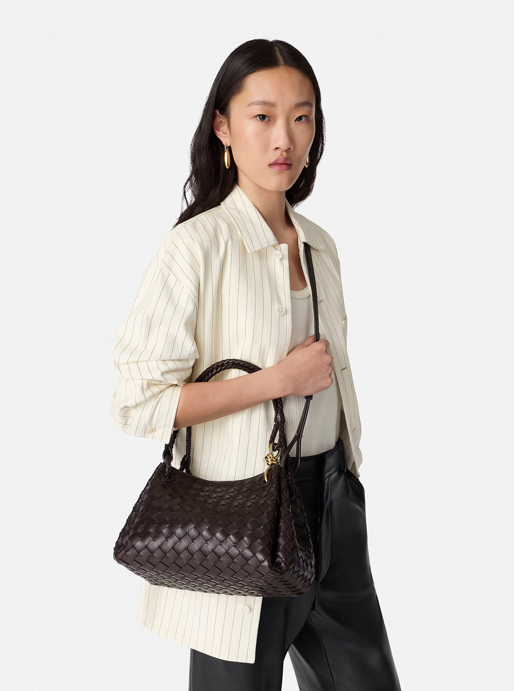 Bottega Veneta Women 'Parachutte' Brown Shoulder Bag With Knot Detail And Intrecciato Motif In Leath - 6