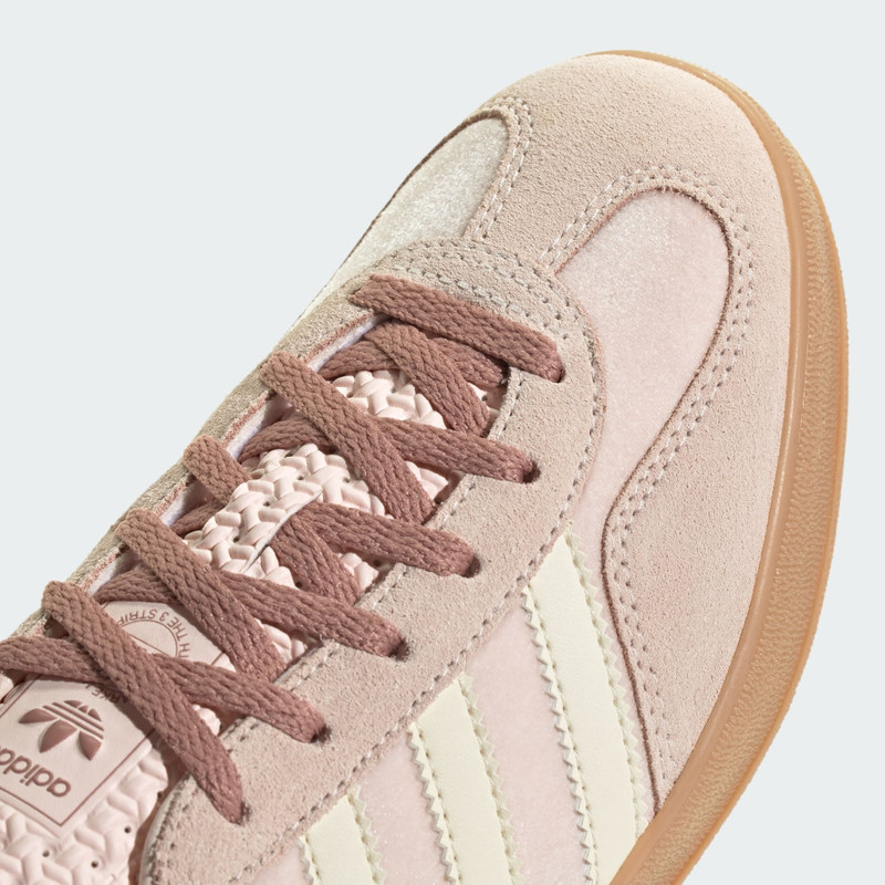 Gazelle Indoor Shoes 9