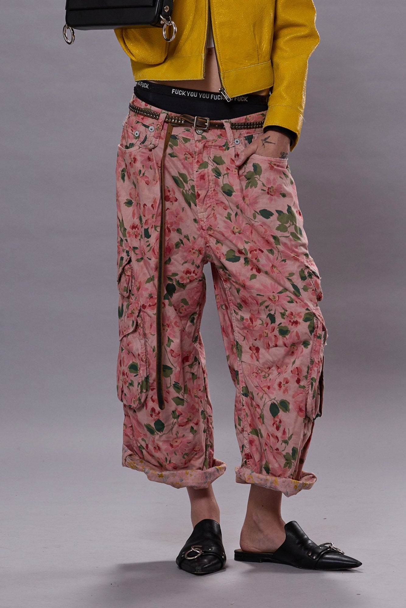 CROPPED MULTI POCKET CARGO - 3