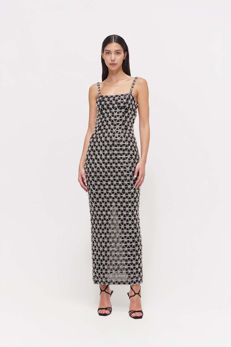 NIXON GOWN 1