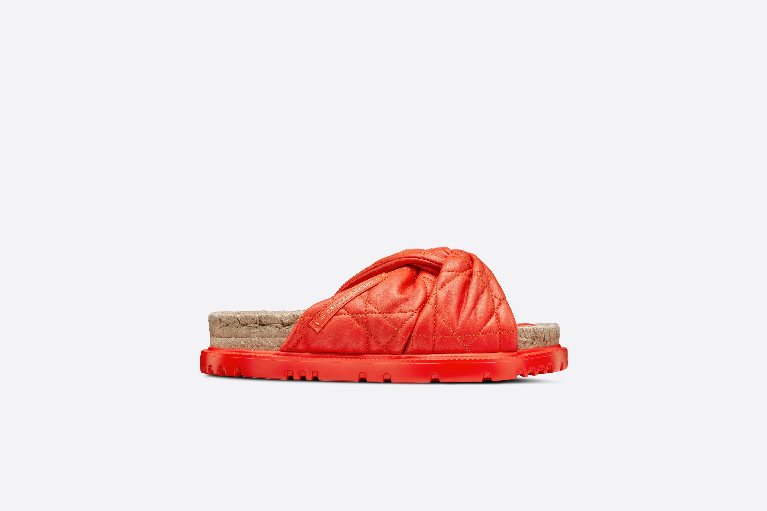 Dtwist Slide - 1