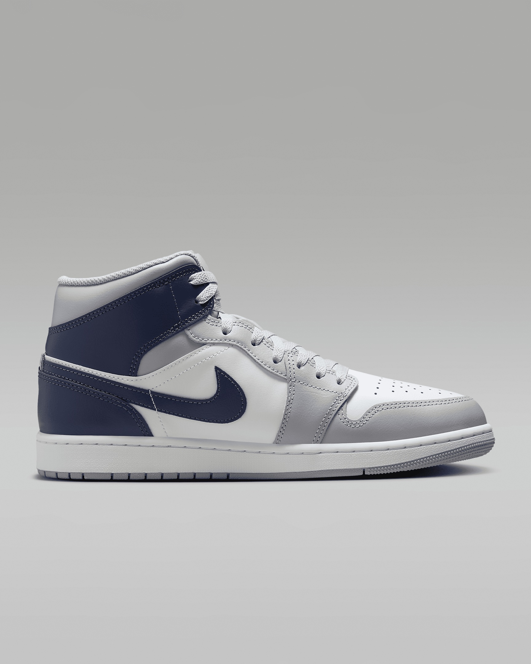 Men's Air Jordan 1 Mid Shoes - 3