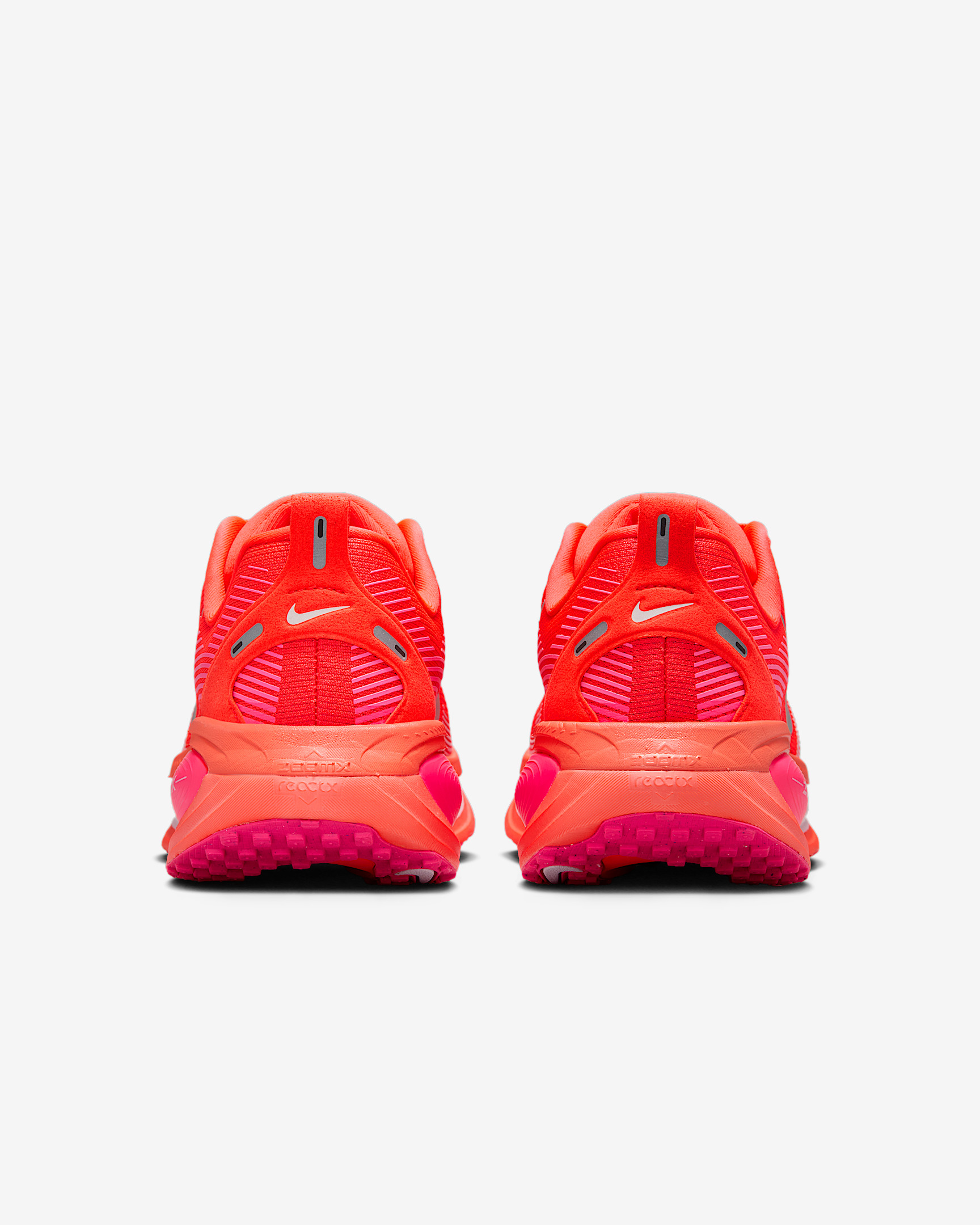 Nike Vomero 18 Women's Road Running Shoes - 6