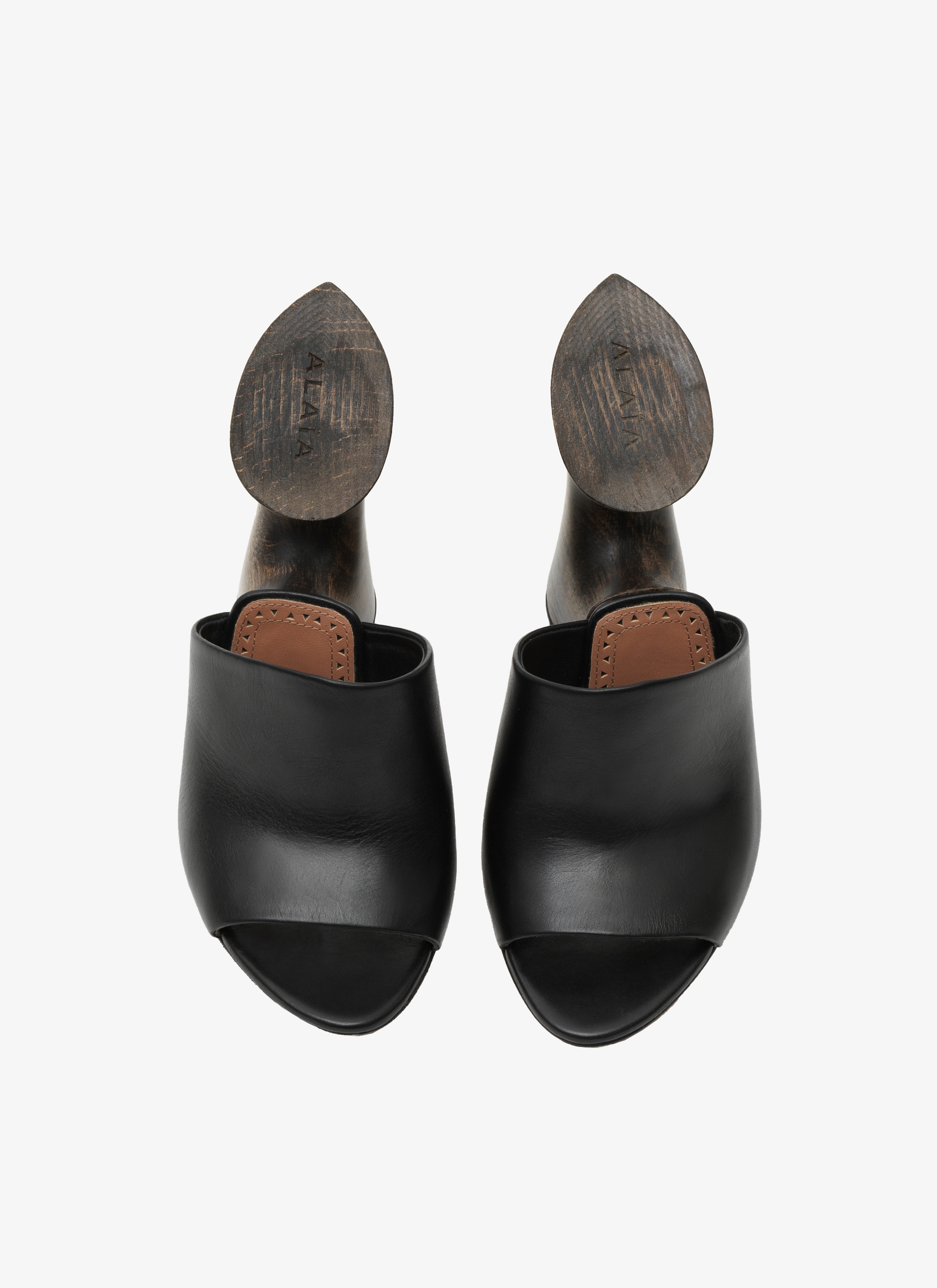 LA SCULPTURE MULES IN CALFSKIN & WOOD - 2