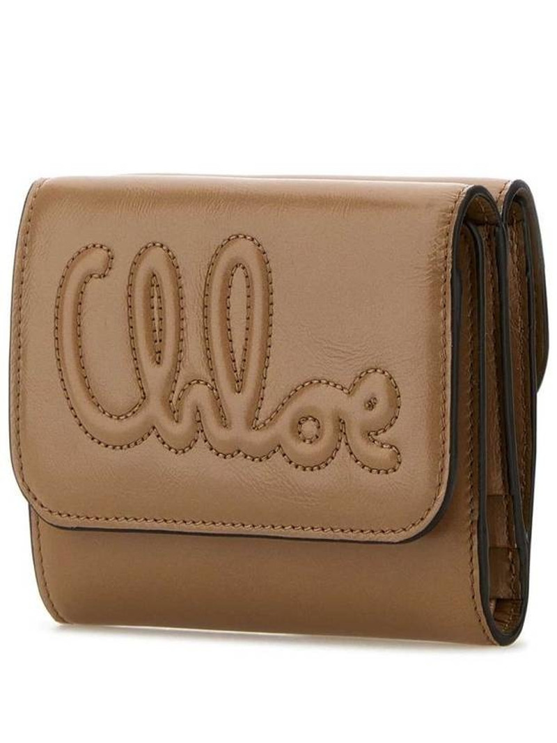 Chloé Chloé Wallets outlook