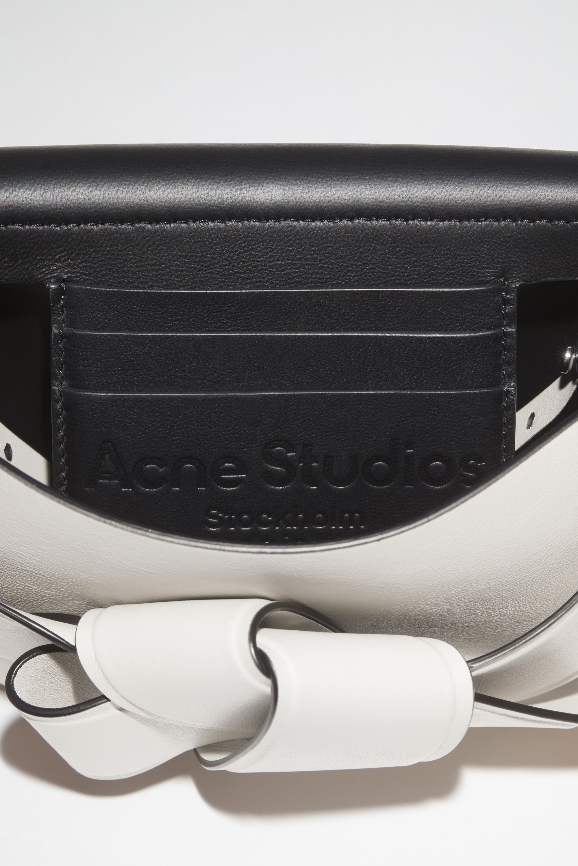 Musubi mini crossbody bag - White/black - 8