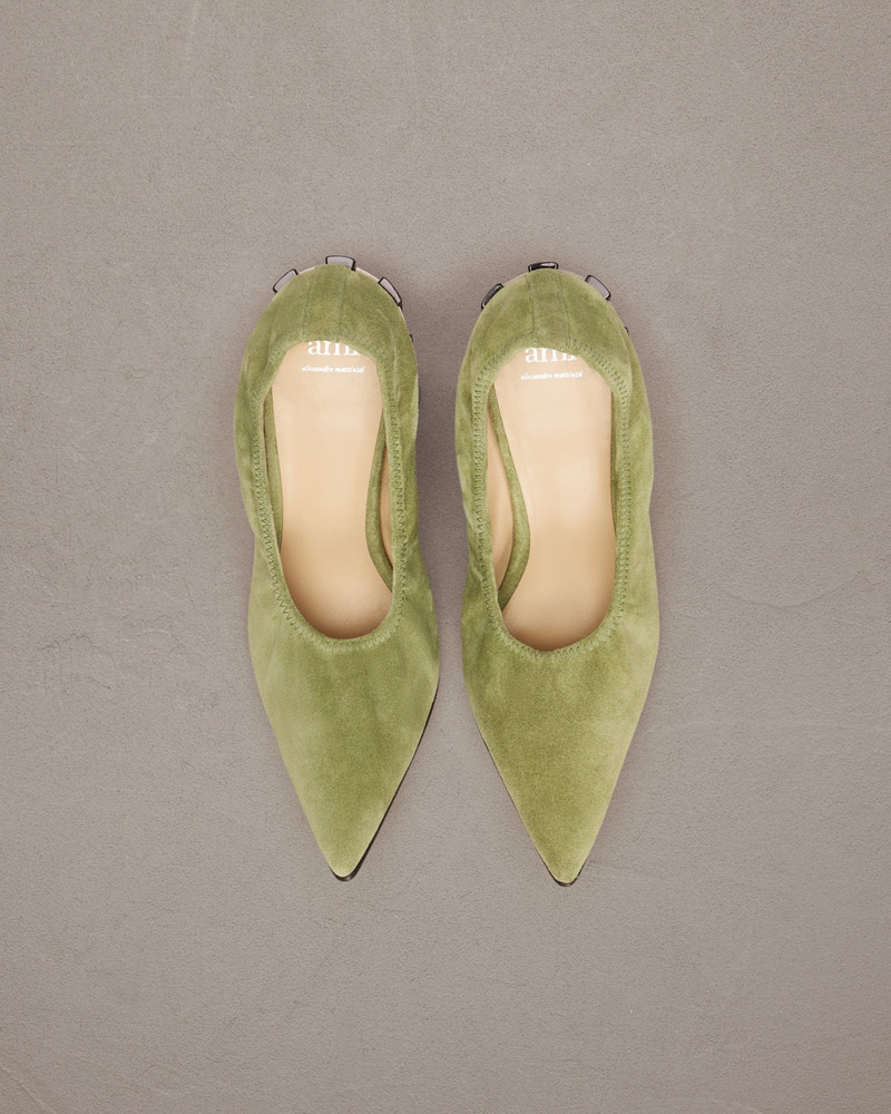 POINTED TOE PLEATED PUMPS 4