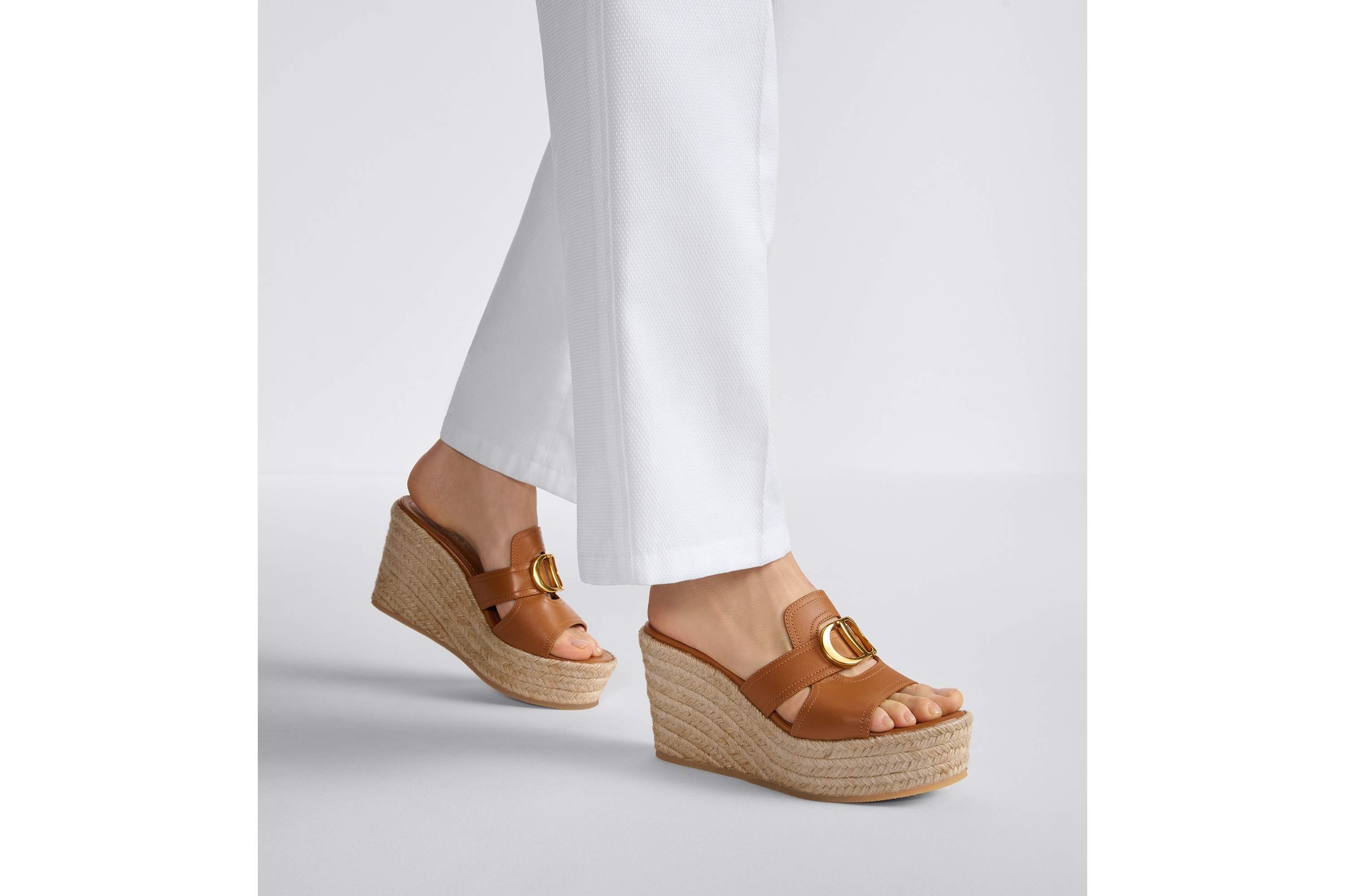 Dior☆30 モンテーニュ ウェッジスライド Dior 30 Montaigne Wedge Slide | REVERSIBLE