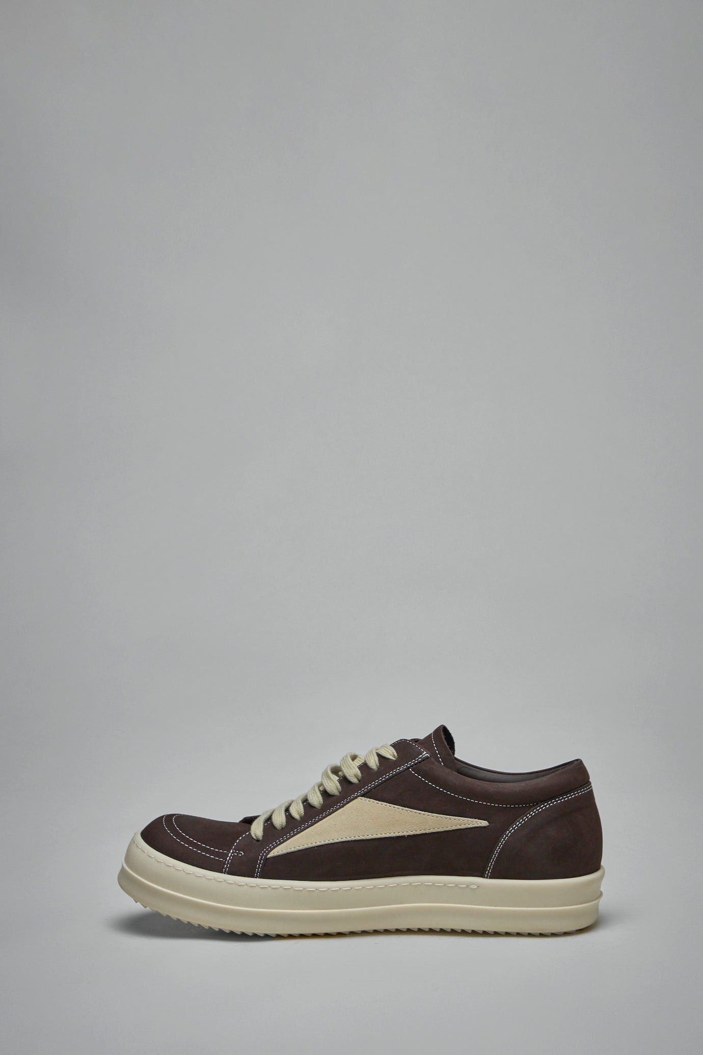 Vintage Sneakers - 3