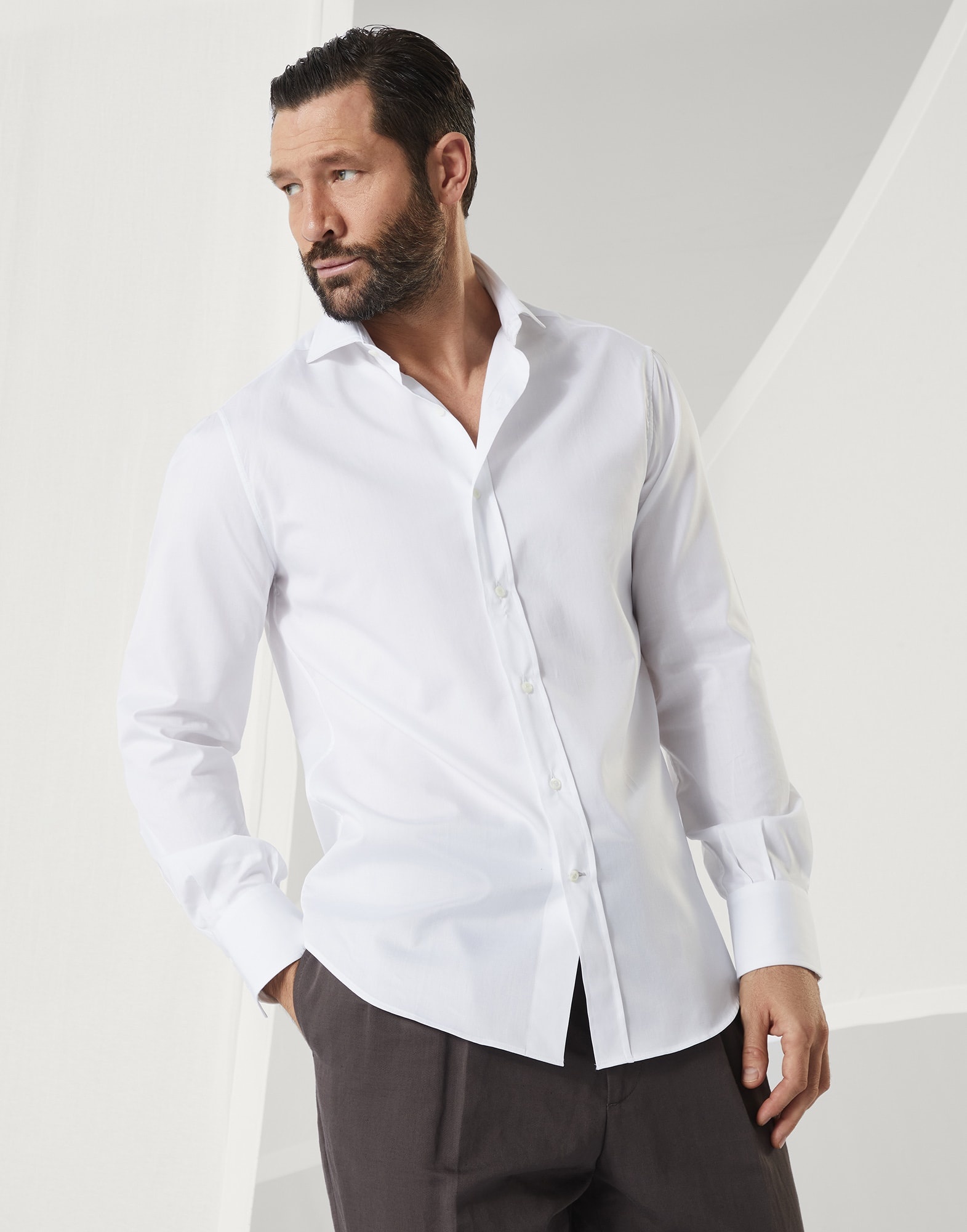 Twill basic fit shirt with spread collar - 1