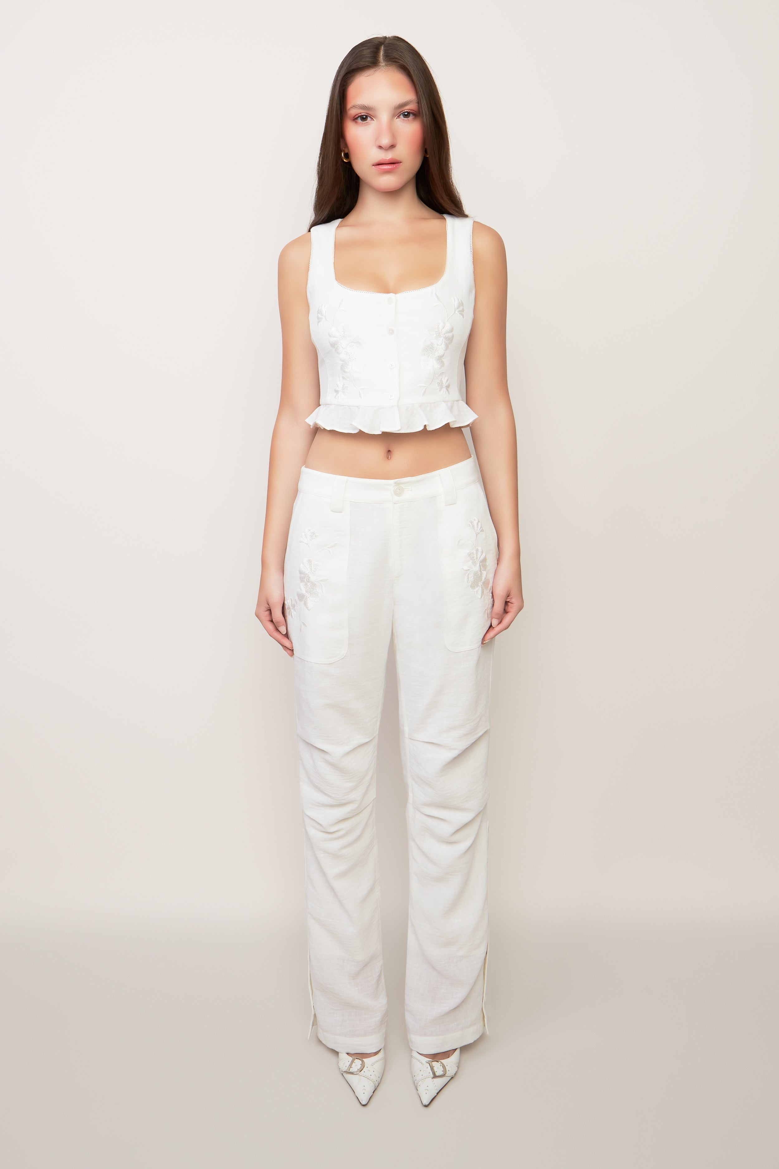 EMBROIDERED SCALLOP VEST - 3