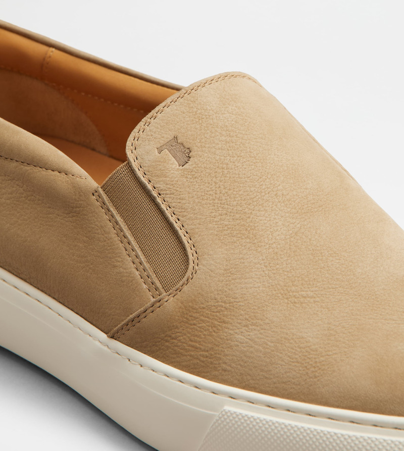 SLIP-ONS IN NUBUCK - BEIGE 5
