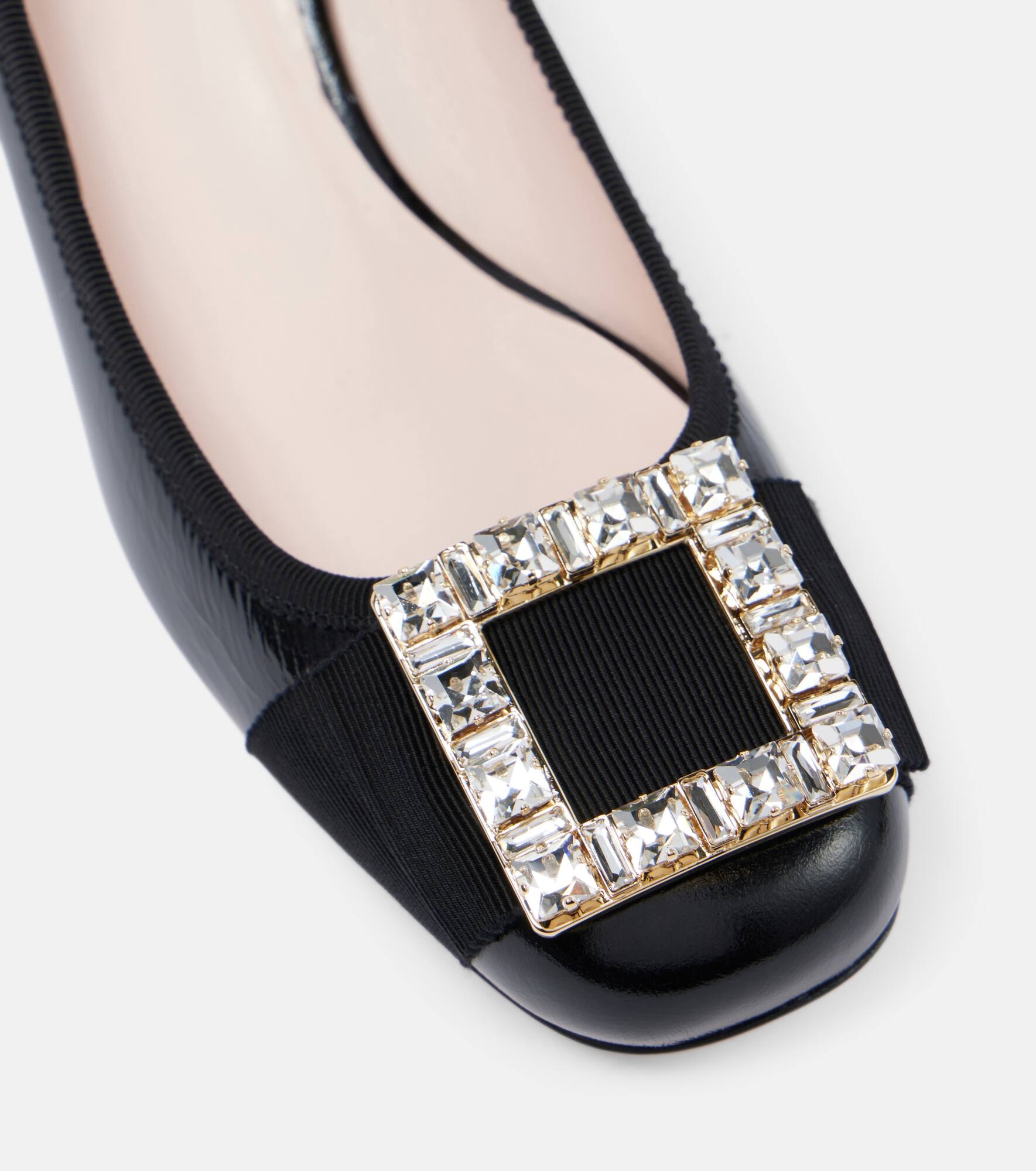 Très Vivier embellished patent leather pumps - 5
