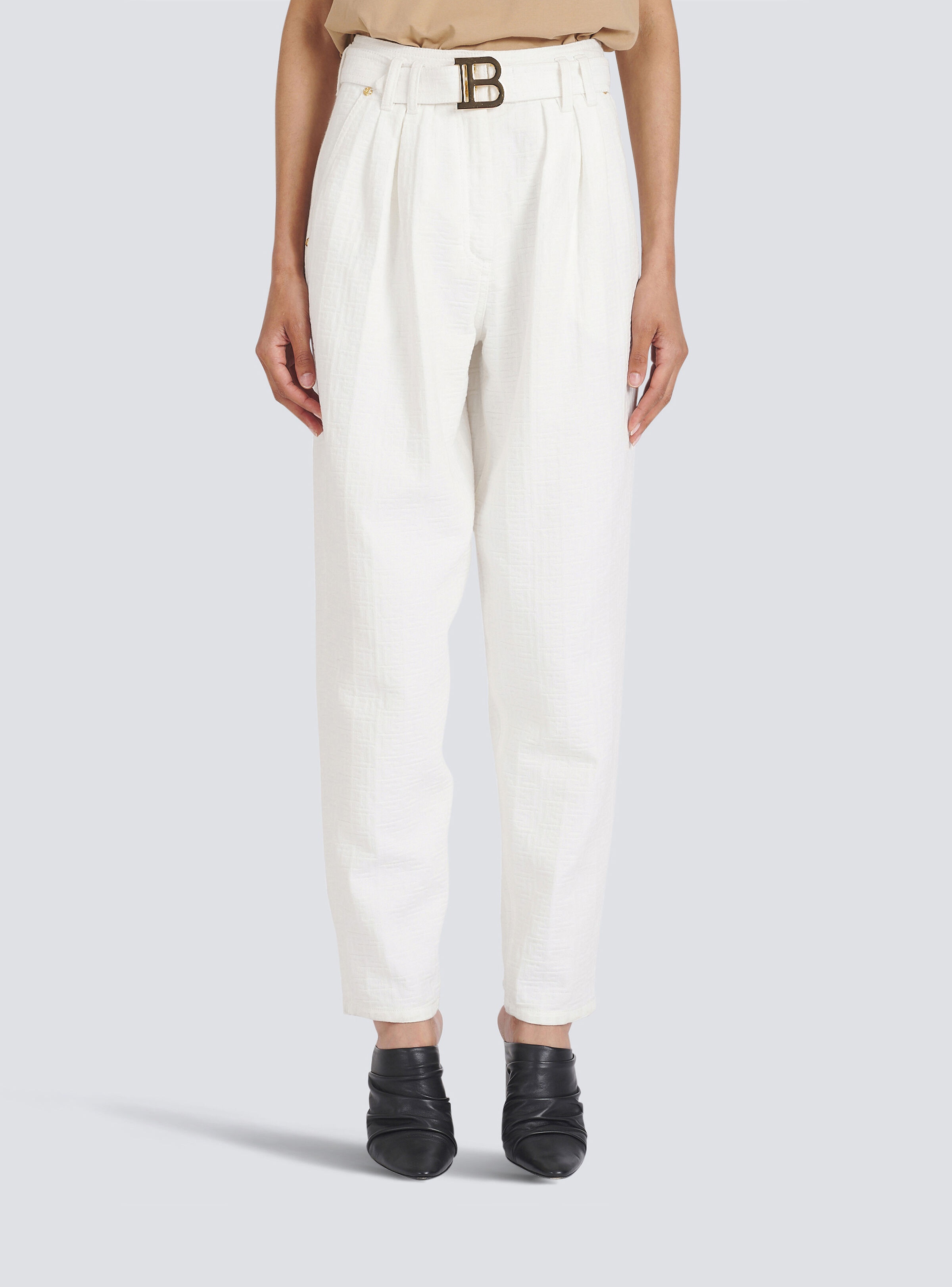 Boyfriend cut jeans with Balmain buckle monogram print - 7