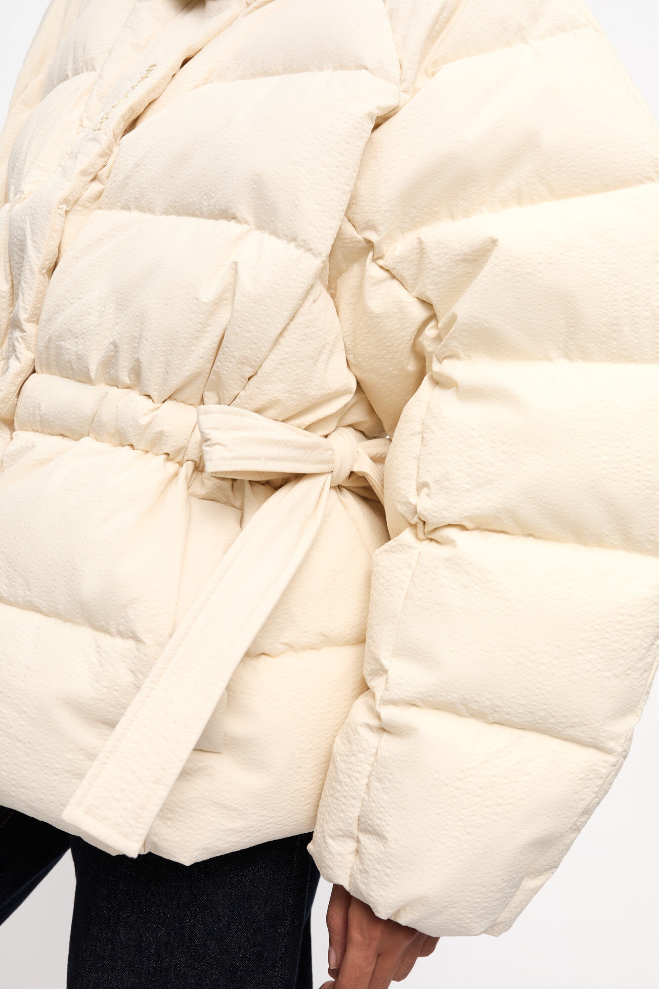 WHITE TECH OVERSIZED PUFFER JACKET - 5