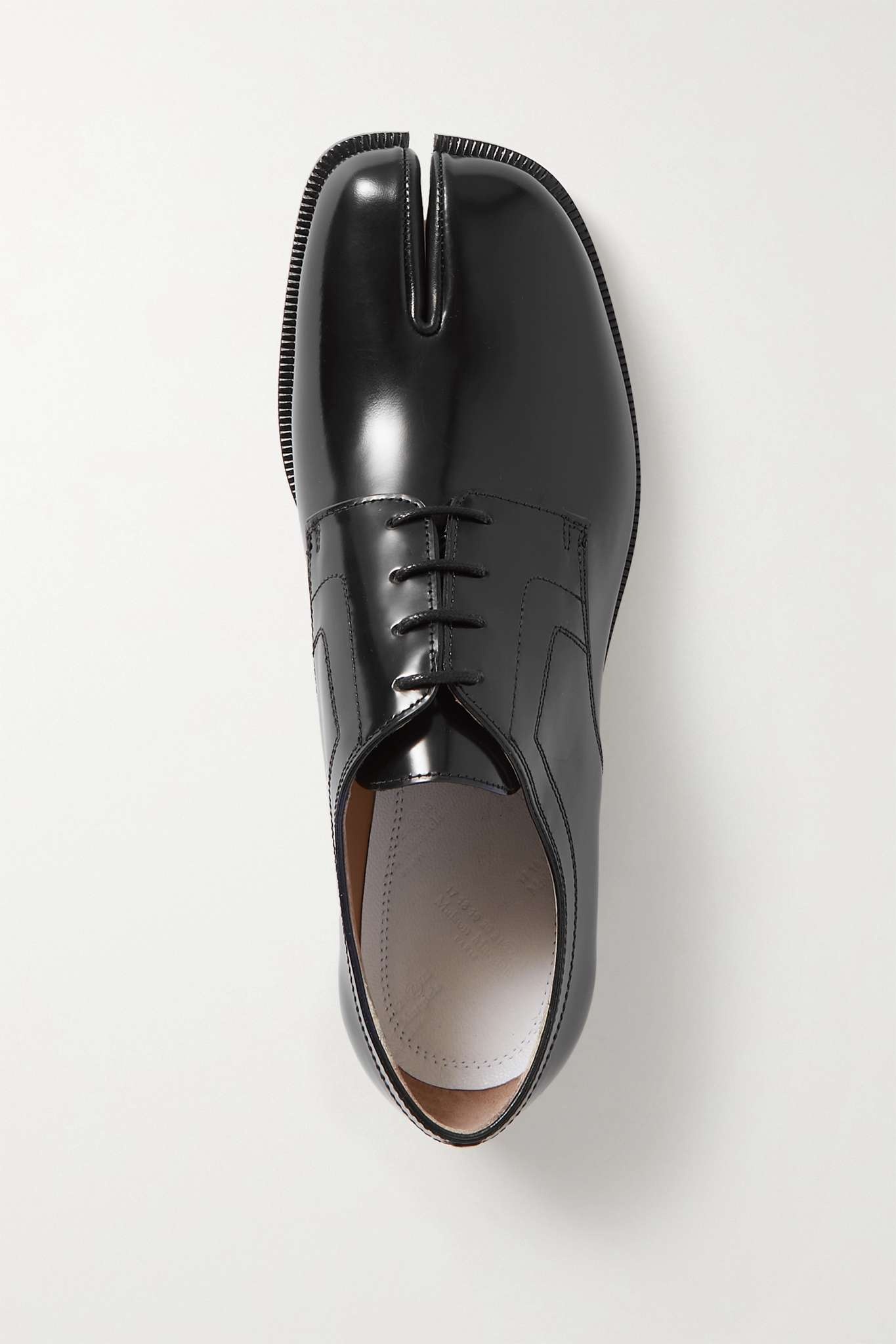 Tabi split-toe glossed-leather brogues - 1