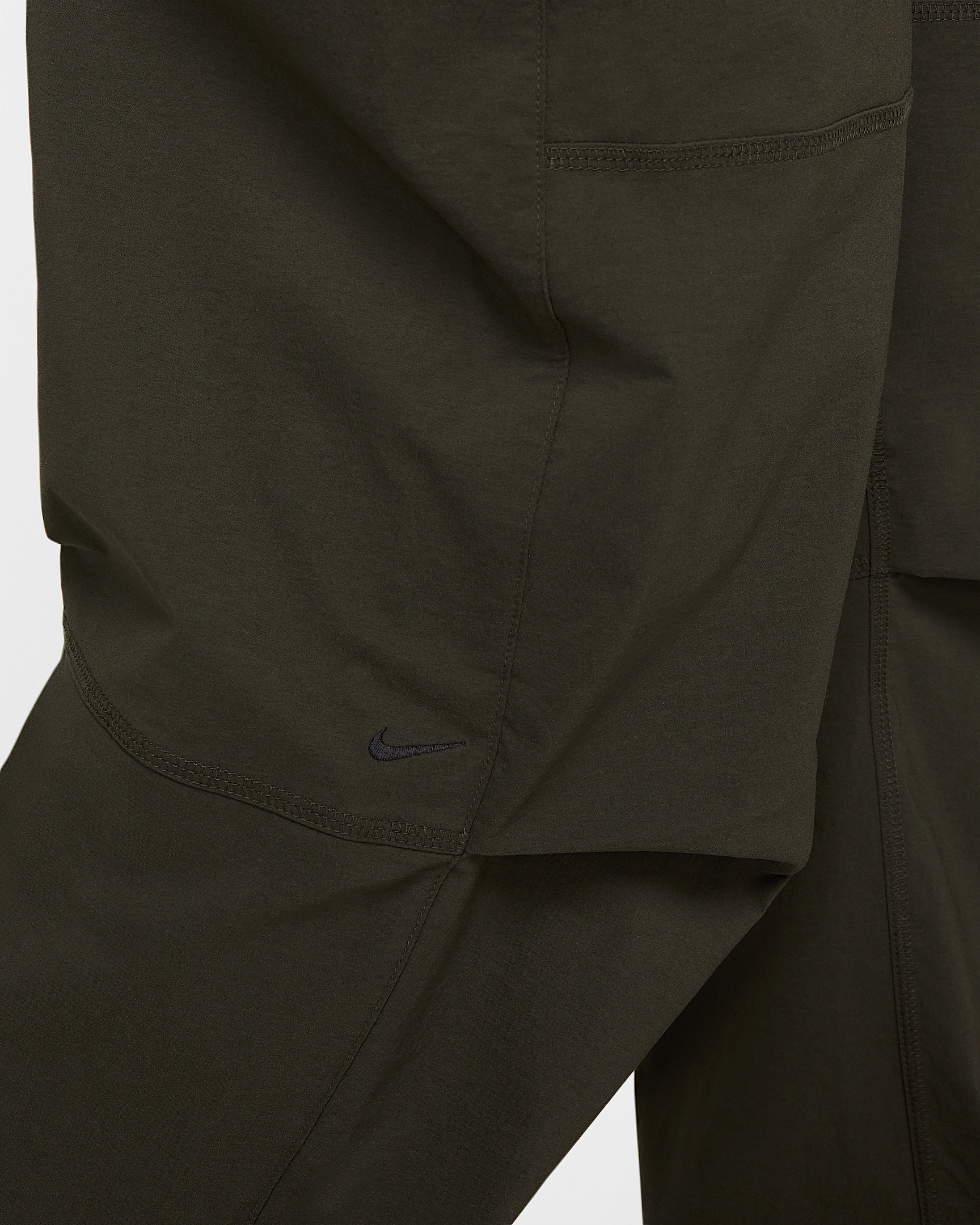 Nike Tech Men's Woven Oversized Pants - 8