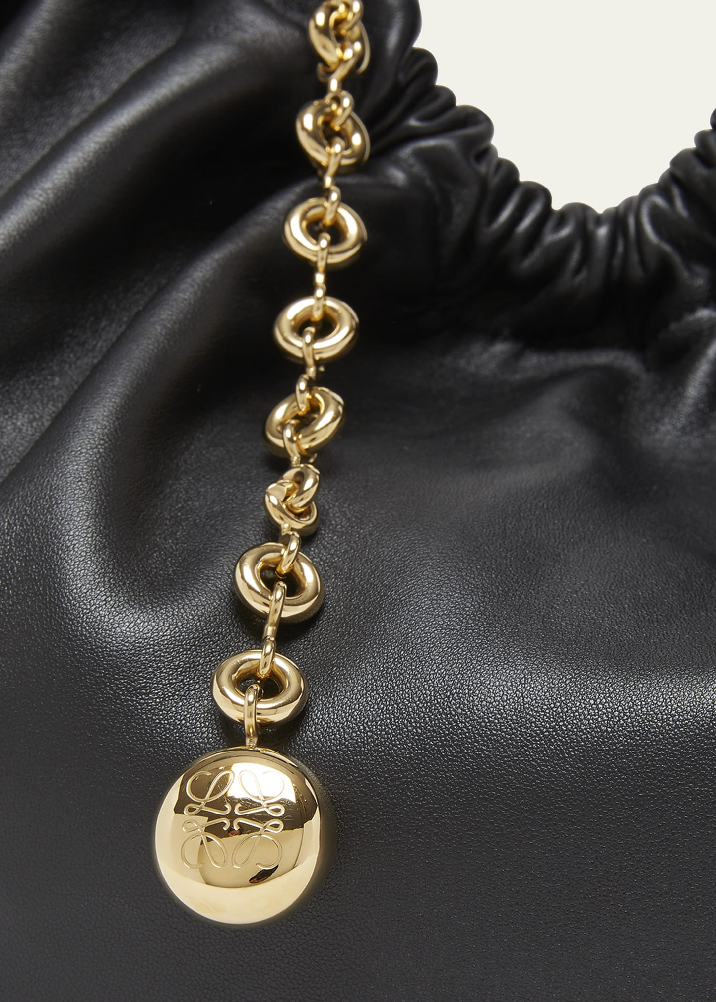 Squeeze Small Shoulder Bag in Napa Leather - 5