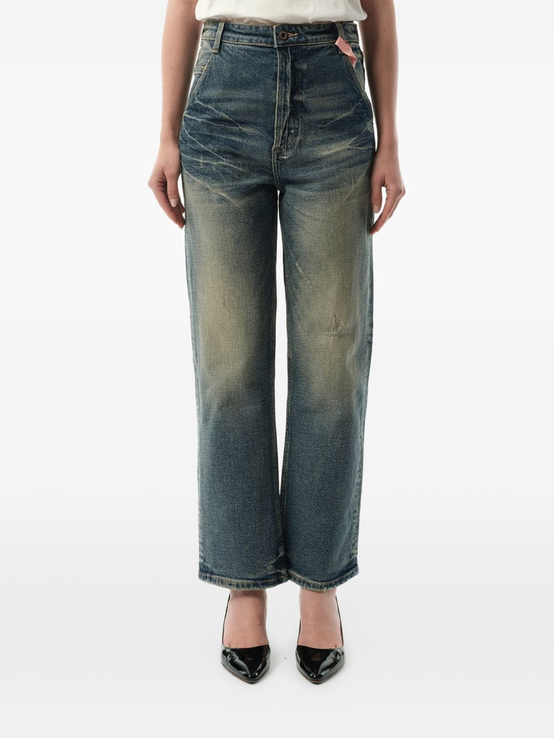 whiskering-effect jeans 3