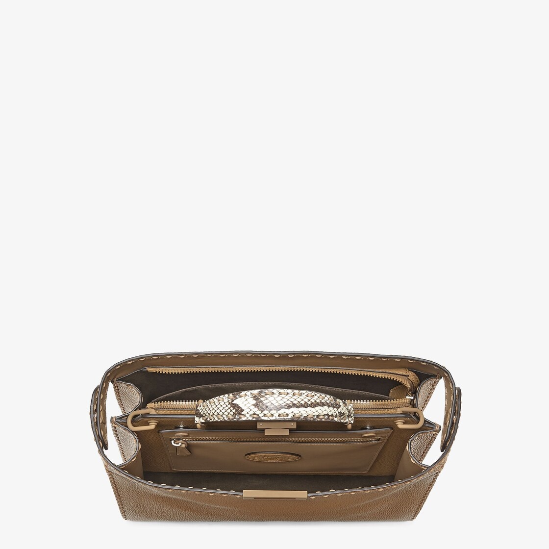 Medium Peekaboo ISeeU bag, made of beige Cuoio Romano leather finished with hand stitching. The inte - 5
