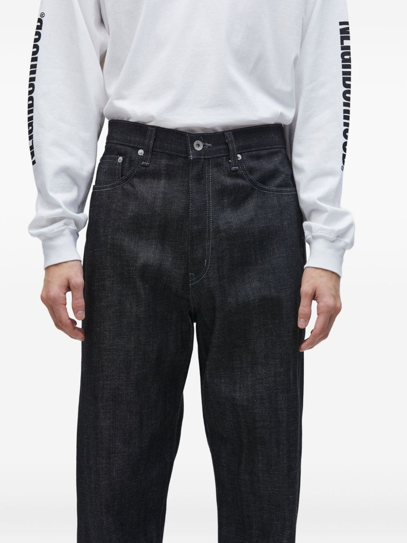 NEIGHBORHOOD logo-patch jeans outlook