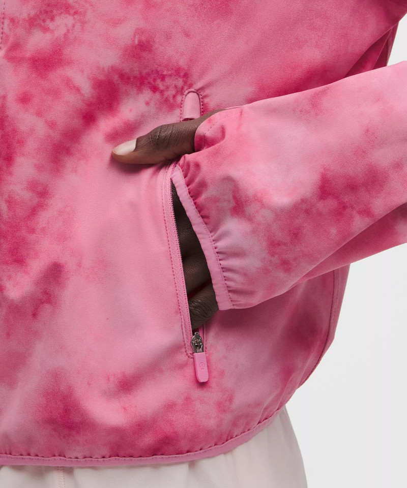 Lightweight Relaxed-Fit Running Jacket 5