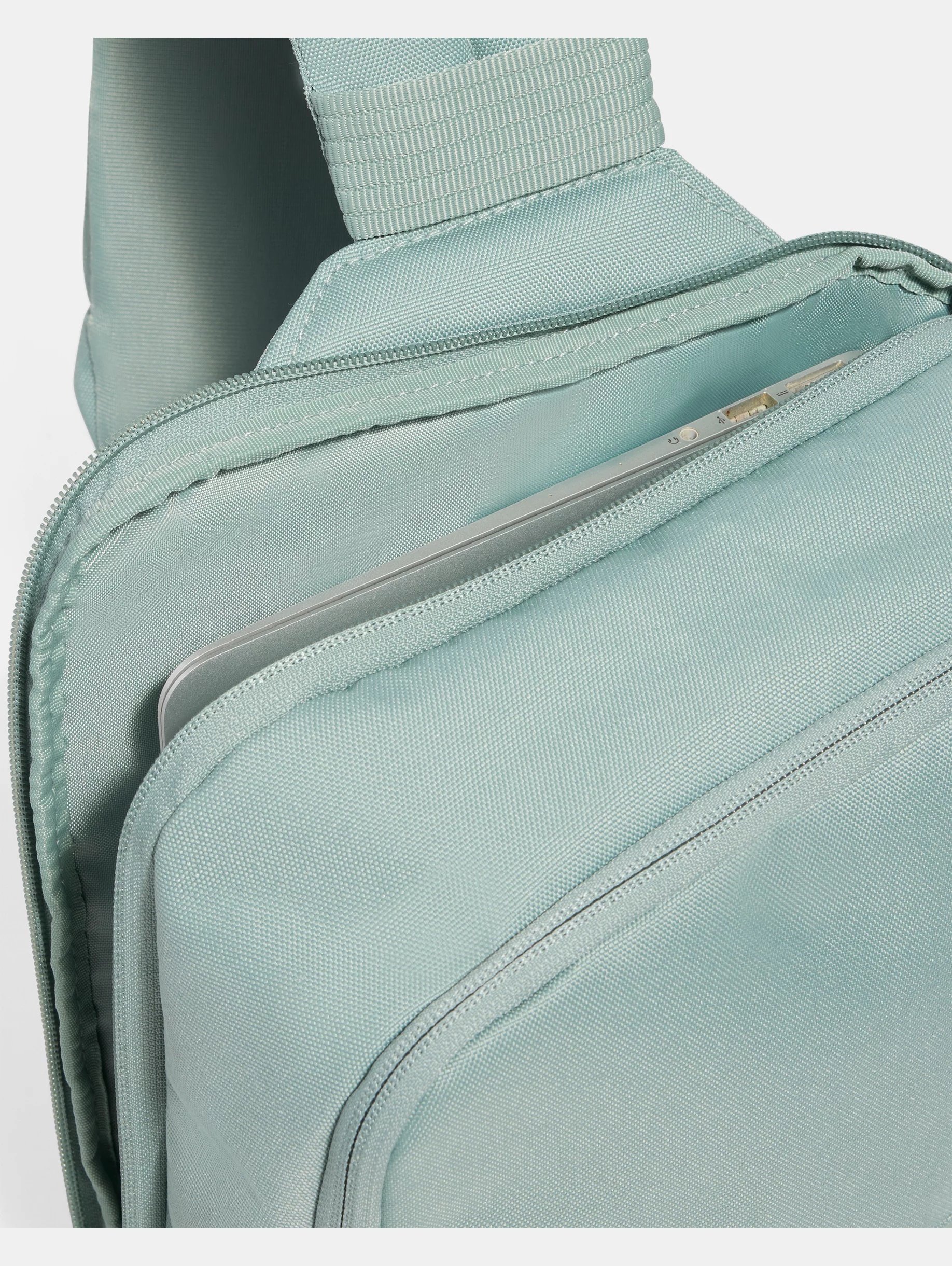 UA Triumph Utility Sling - 3
