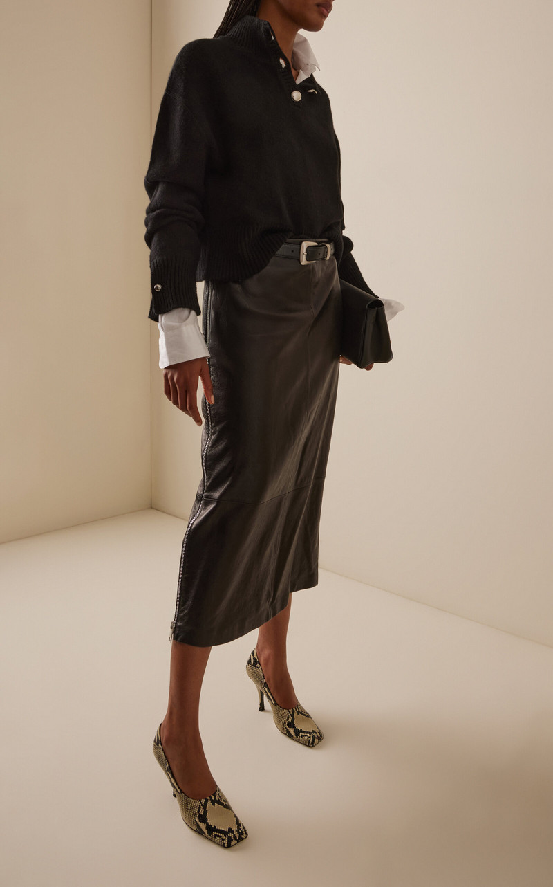 BRANDON MAXWELL The Rowe Cropped Cashmere Henley Sweater black outlook