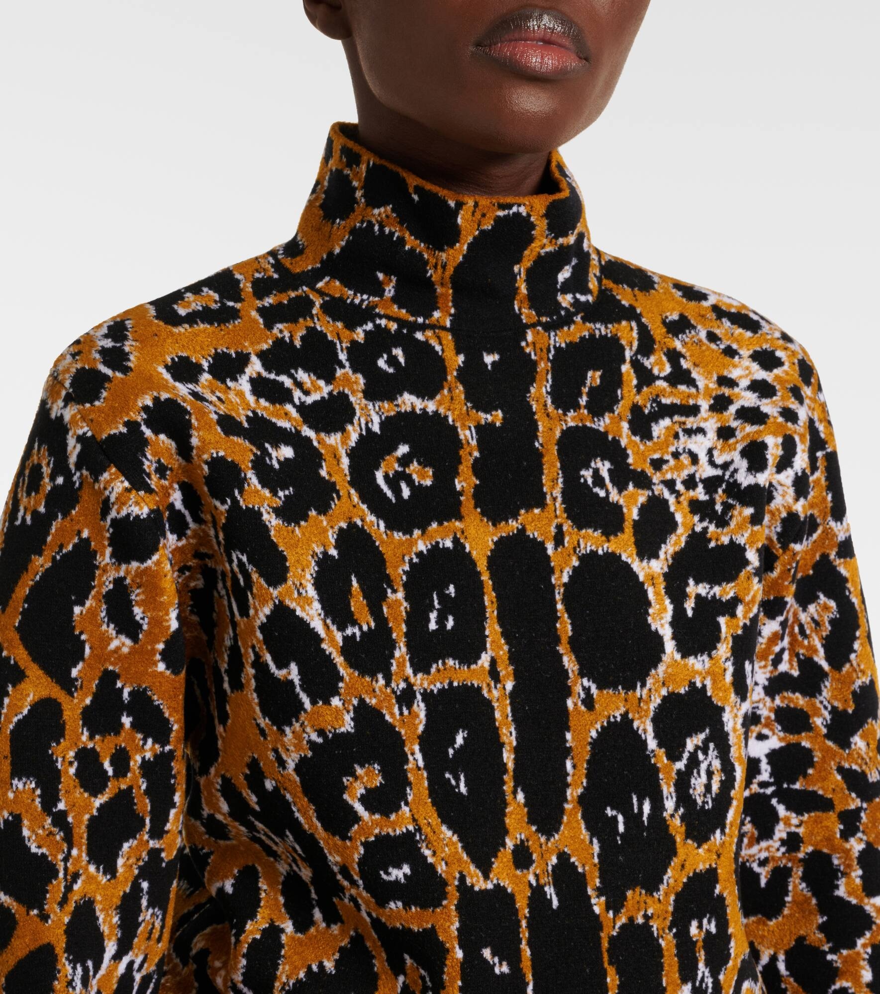 Leopard jacquard sweater - 4