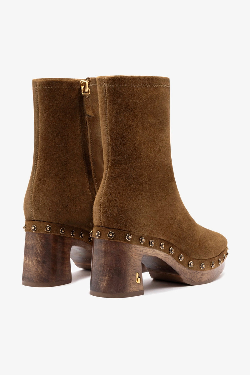 Dolly Low Wooden In Russet Suede 4