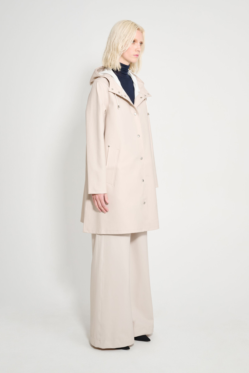 Stutterheim Mosebacke Raincoat Light Sand outlook
