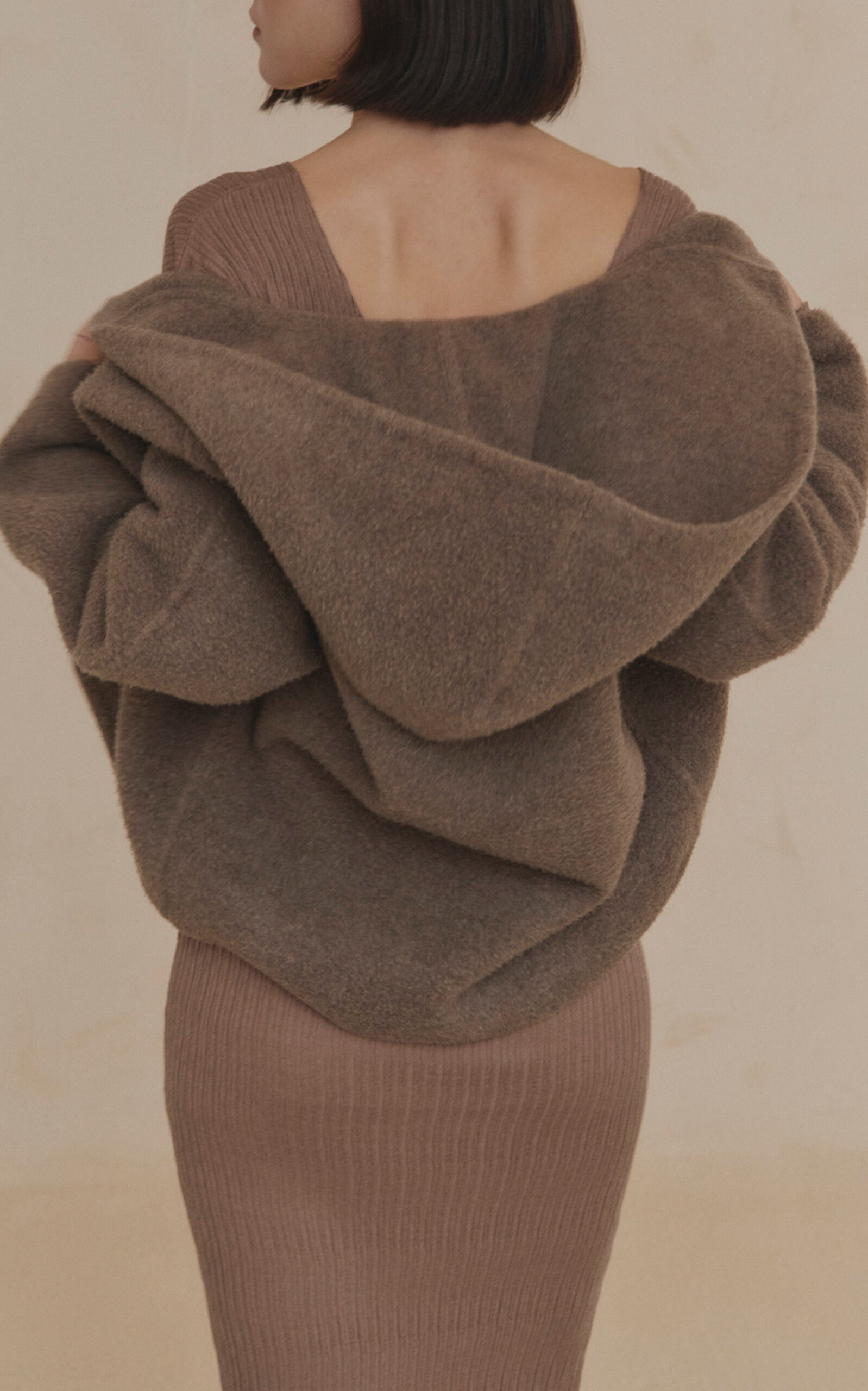Abrazo Hooded Cropped Cashmere Jacket taupe - 5