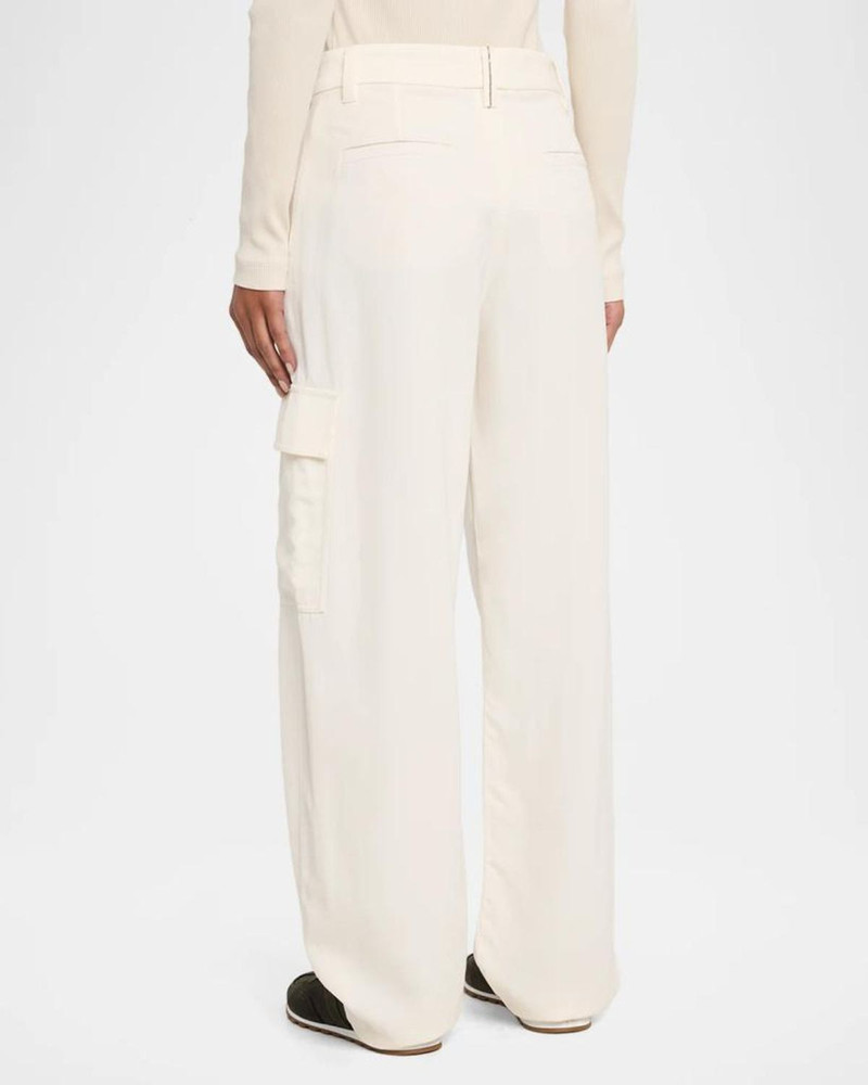 Fluid Wool Wide-Leg Cargo Pants 3