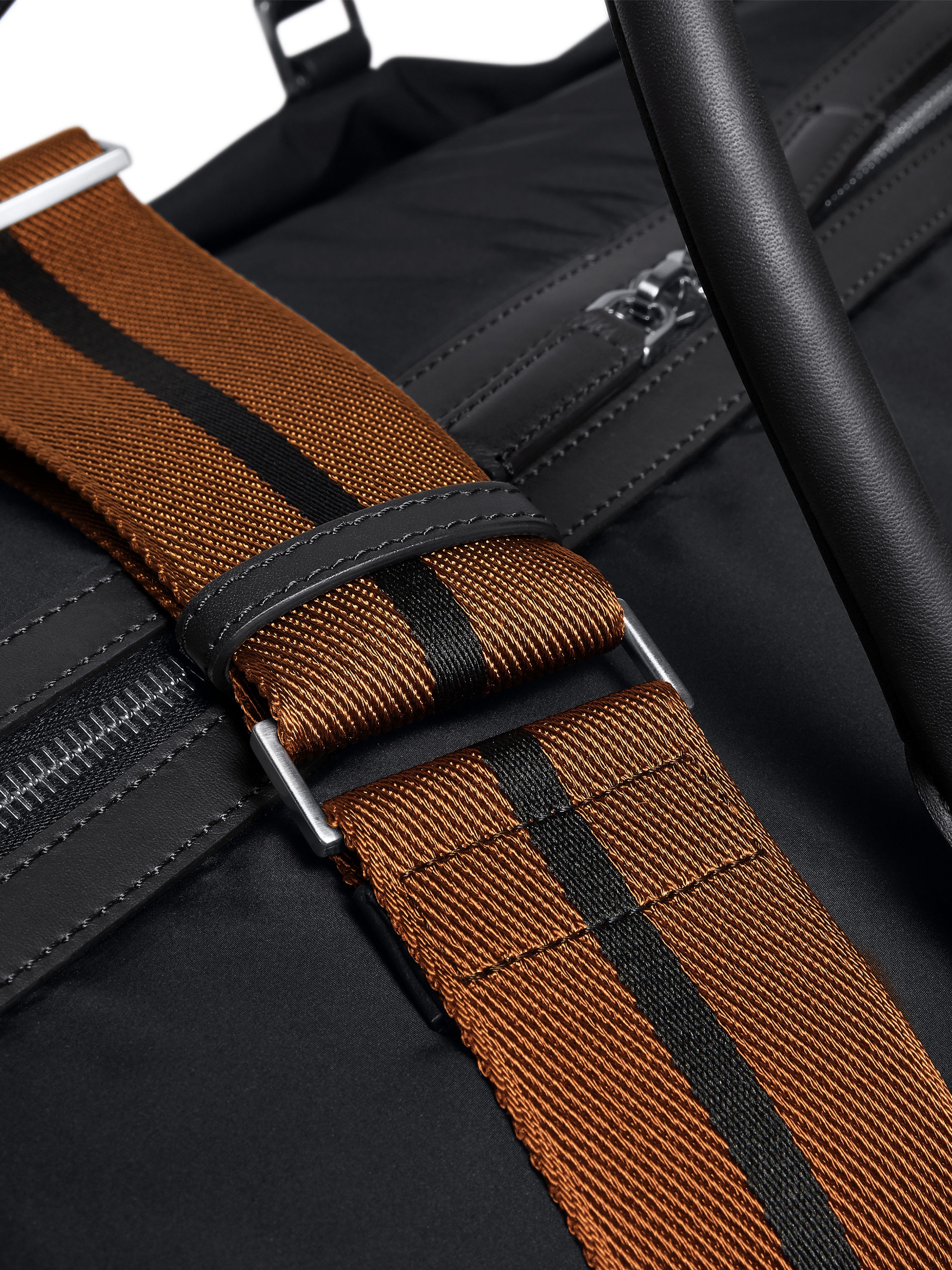 BLACK NYLON HOLDALL 55 - 5