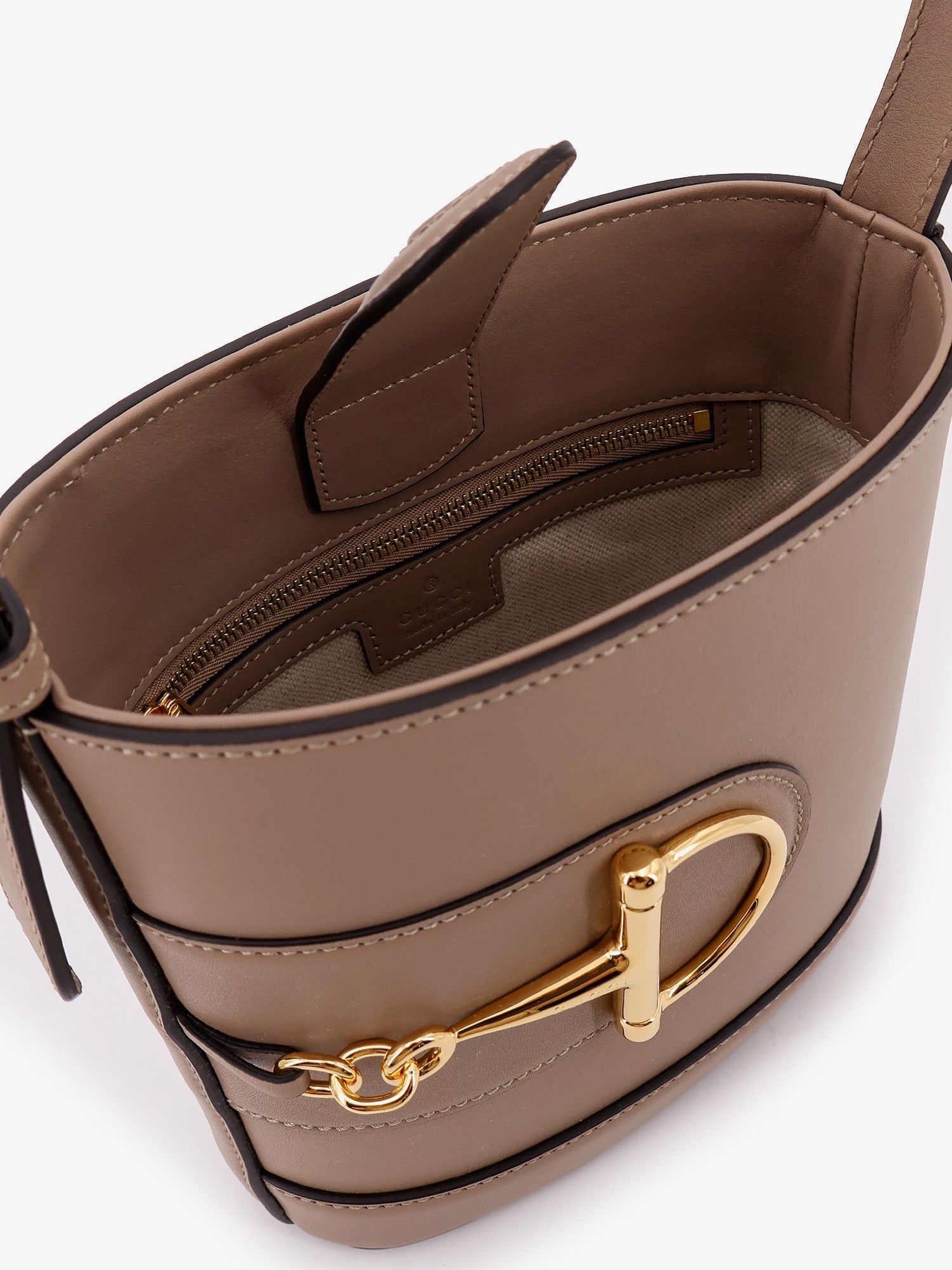 Gucci Gucci 73 Leather Bucket Bag - 4